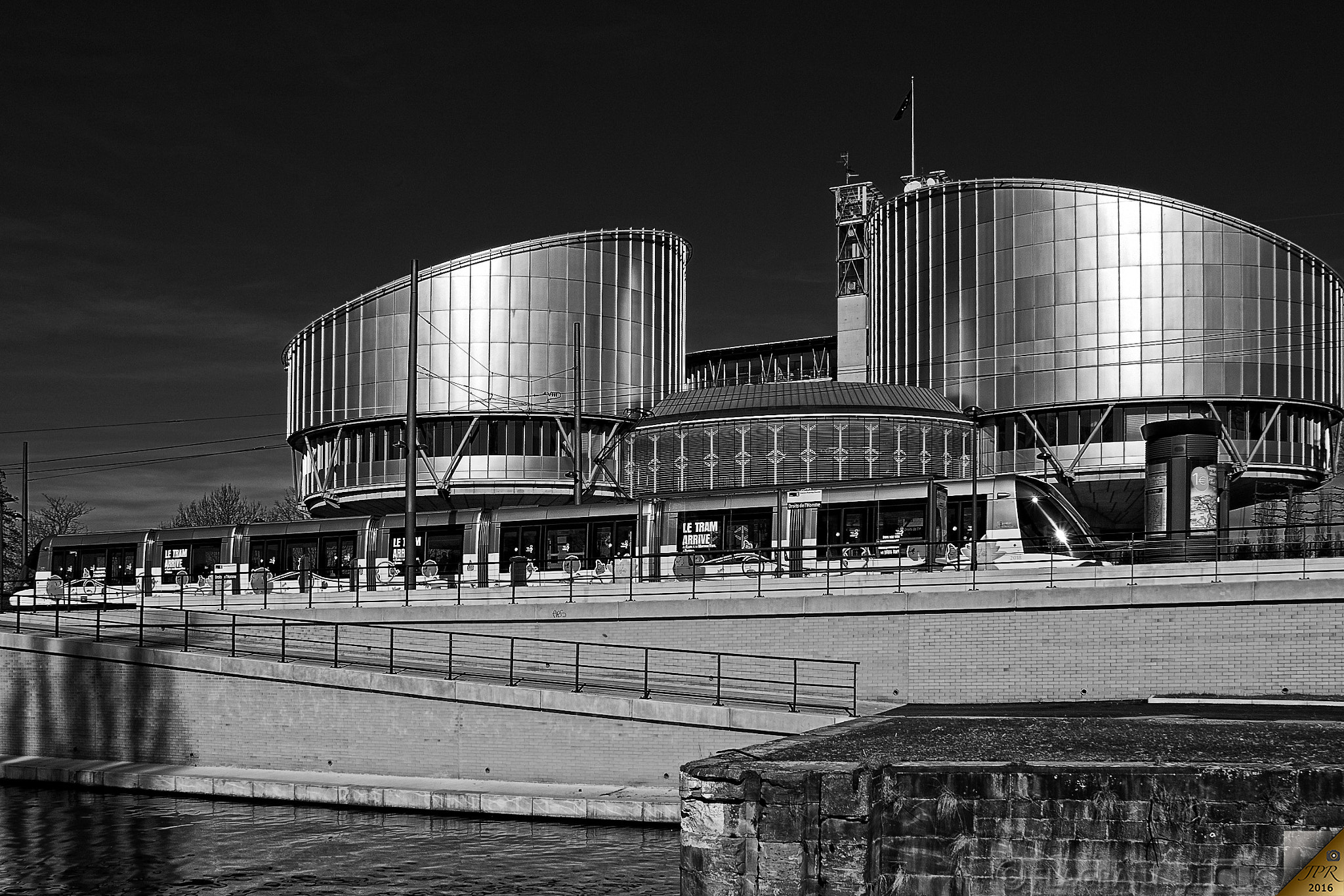 Sigma SD14 sample photo. European court of human rights photography