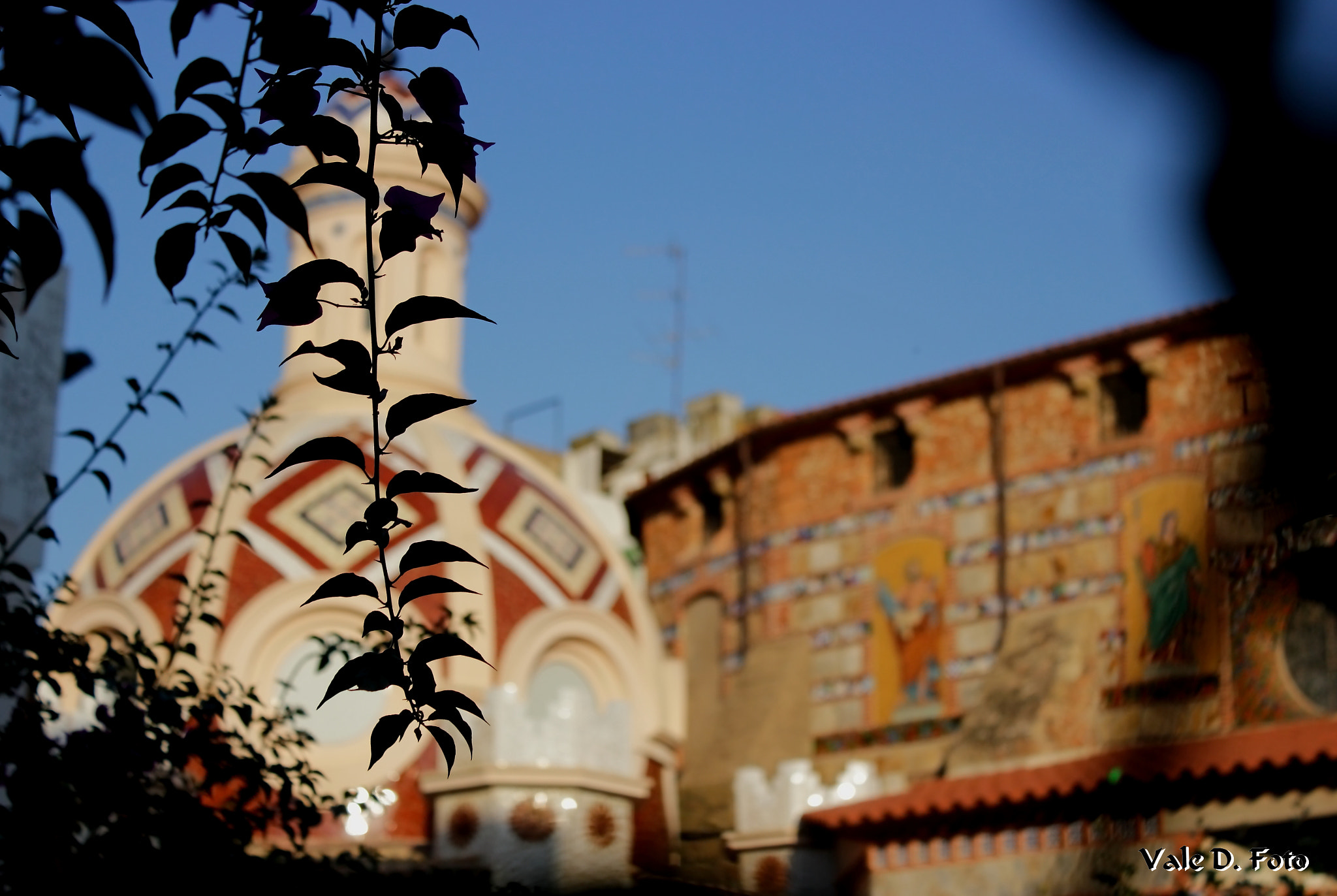Canon EF-S 18-55mm F3.5-5.6 IS sample photo. Basilica di lloret photography
