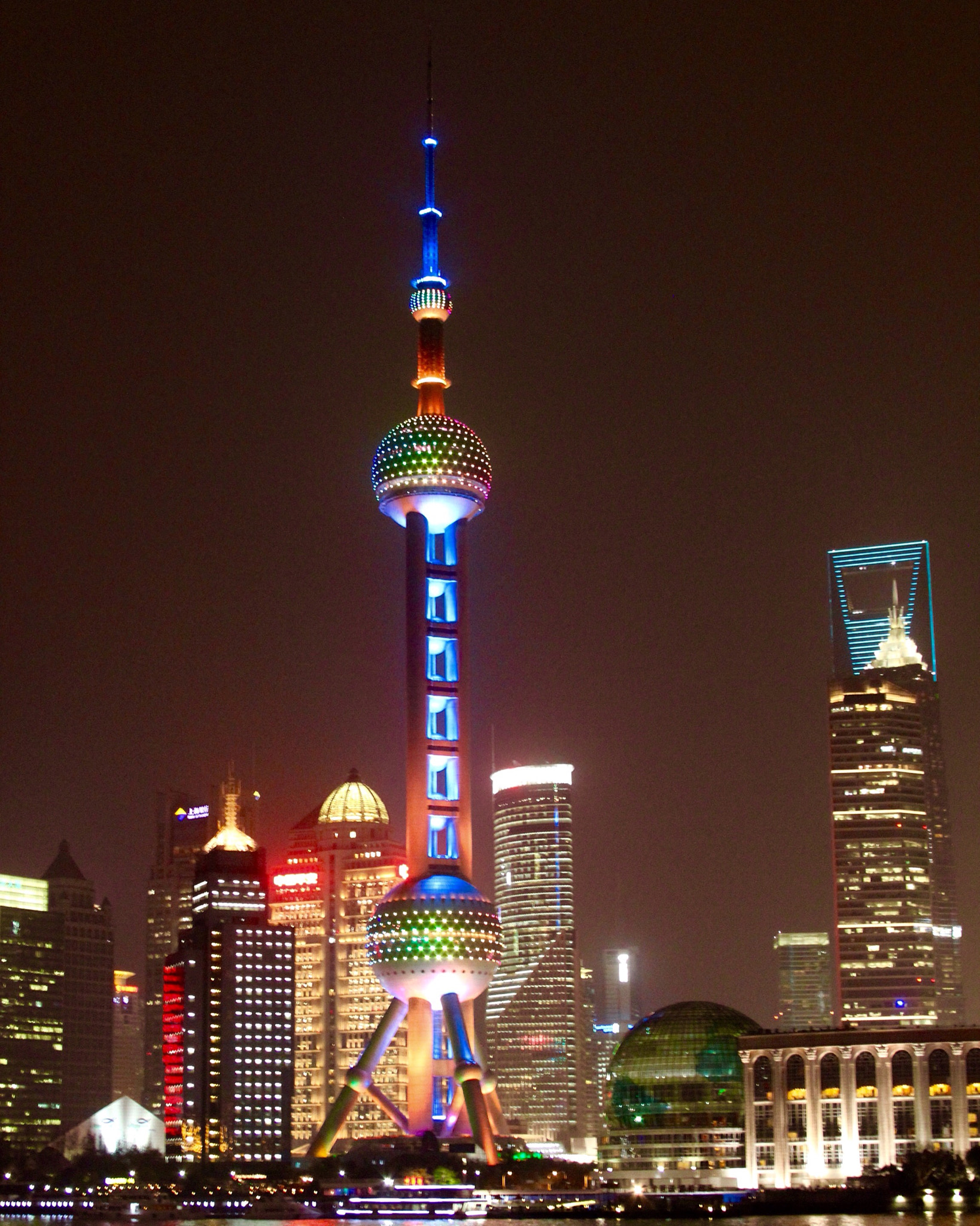 Canon EF 28-135mm F3.5-5.6 IS USM sample photo. Shanghai photography