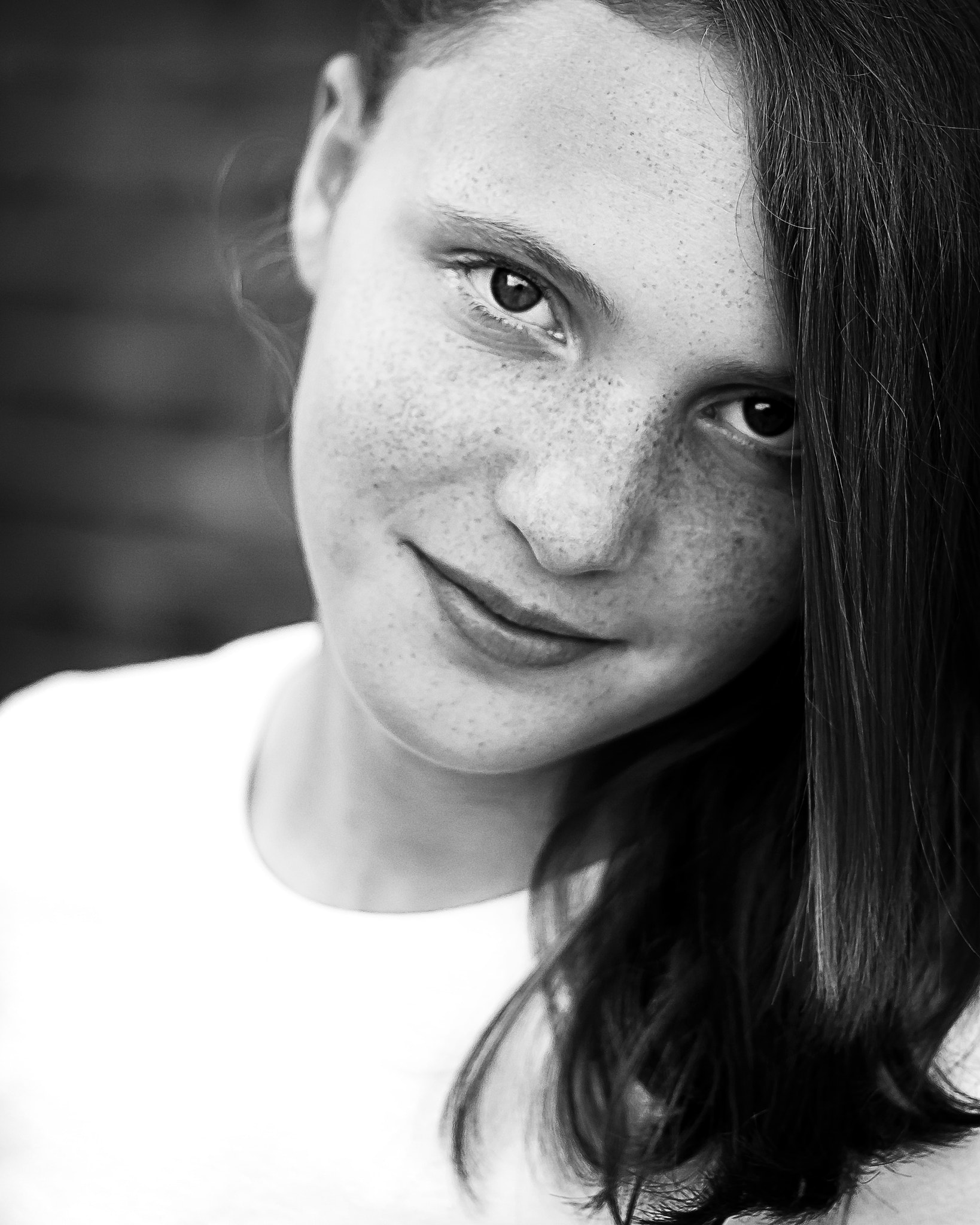 Canon EOS 550D (EOS Rebel T2i / EOS Kiss X4) + Canon EF 50mm F1.8 II sample photo. Freckles photography