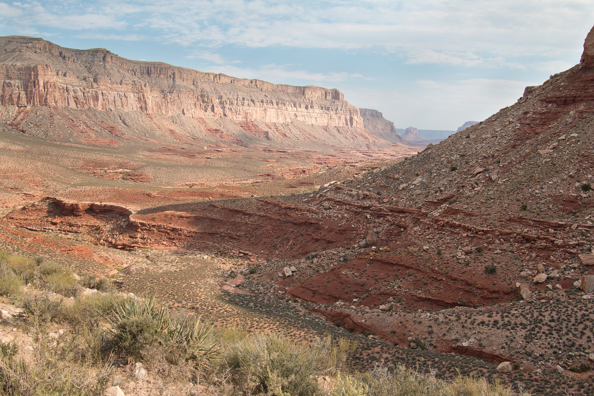 Canon EOS 70D + Tamron SP AF 17-35mm F2.8-4 Di LD Aspherical (IF) sample photo. Havasu hiking in the grand canyon photography
