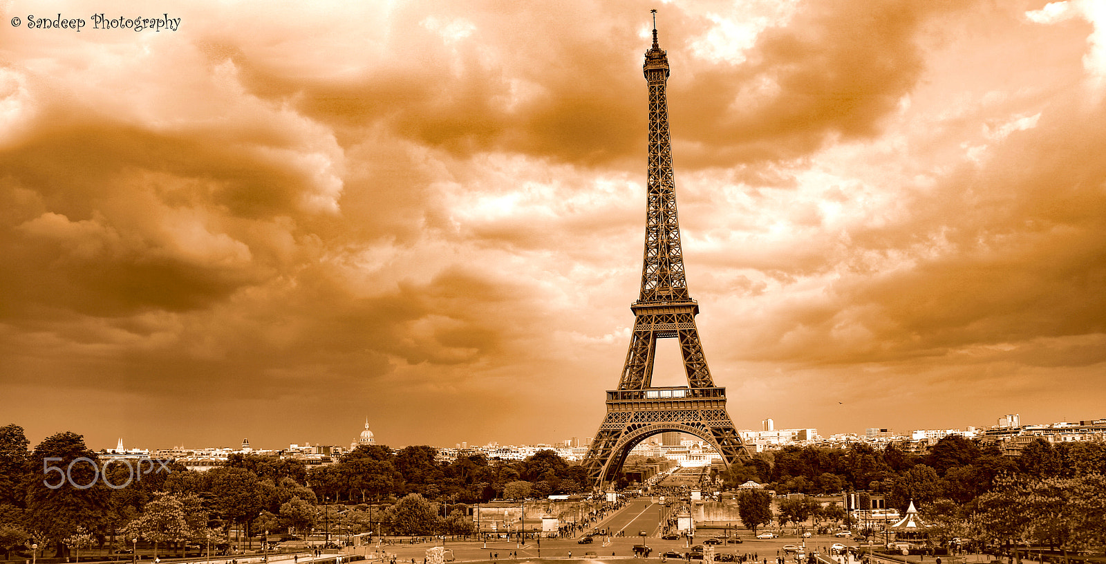 Canon EOS 750D (EOS Rebel T6i / EOS Kiss X8i) sample photo. Eiffel tower ~ sepia photography