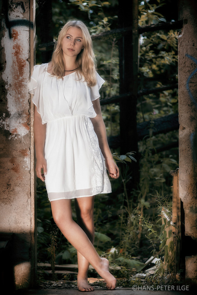 Canon EF 85mm F1.2L II USM sample photo. Alena photography