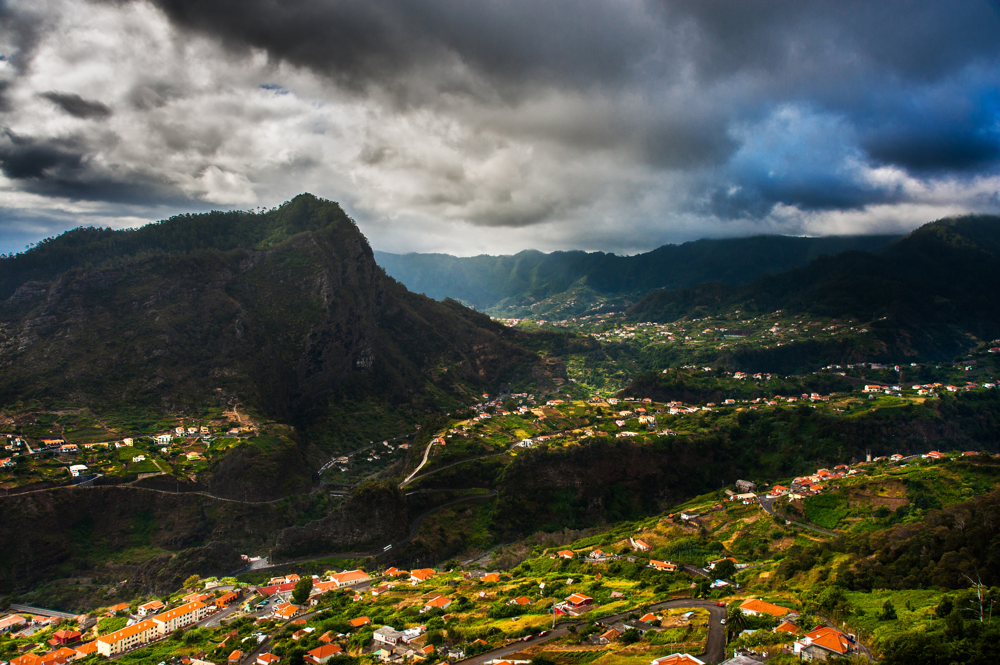 AF Zoom-Nikkor 28-105mm f/3.5-4.5D IF sample photo. Madeira trip photography