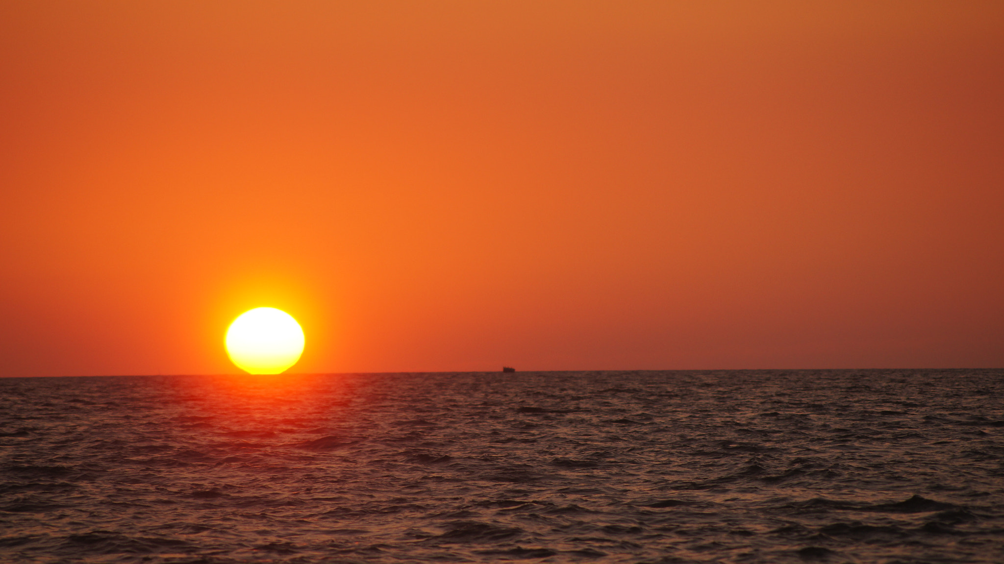 Sony DT 55-200mm F4-5.6 SAM sample photo. Orange sunset  photography