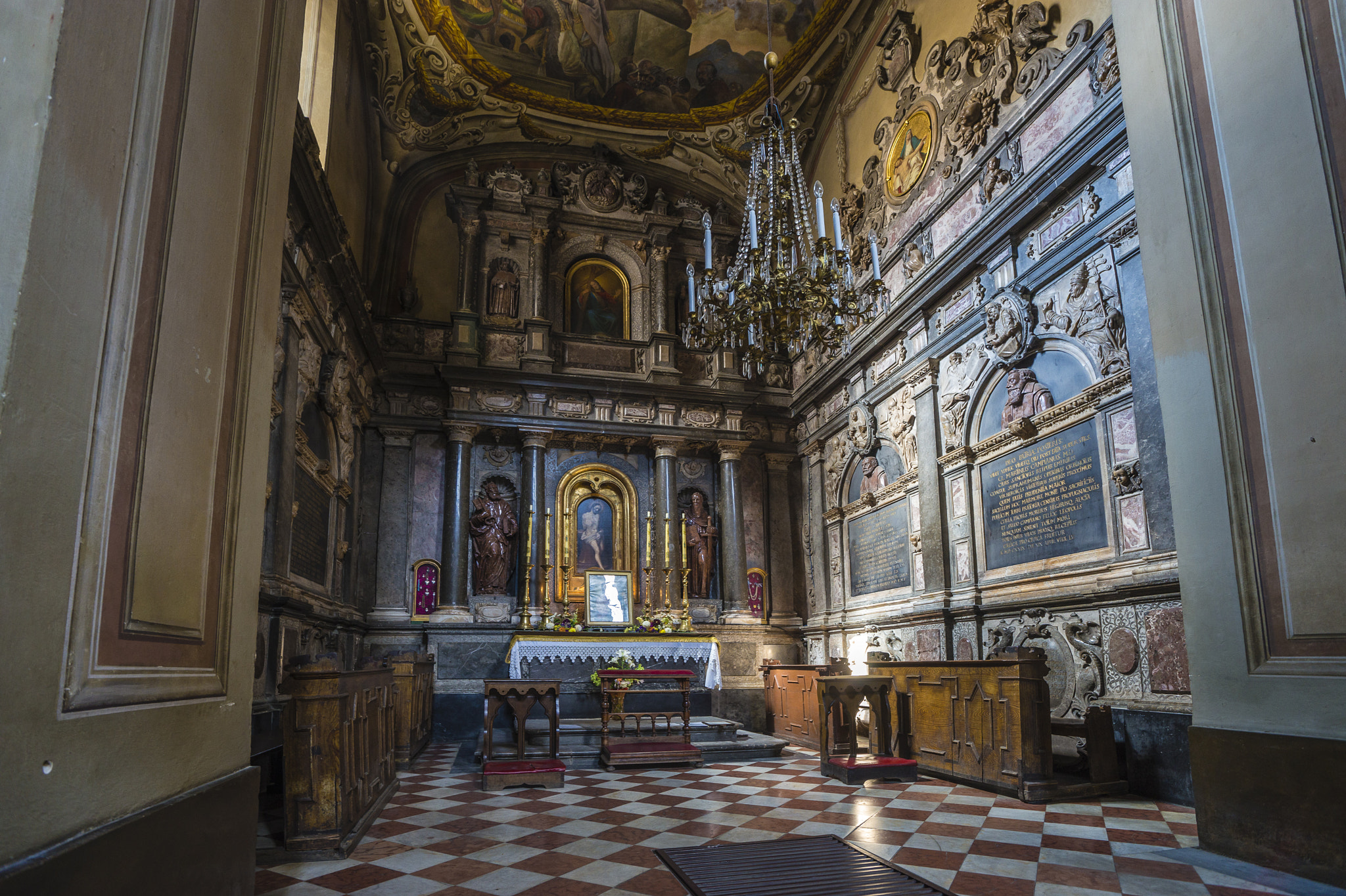 Sony a99 II sample photo. Latin cathedral, lviv photography