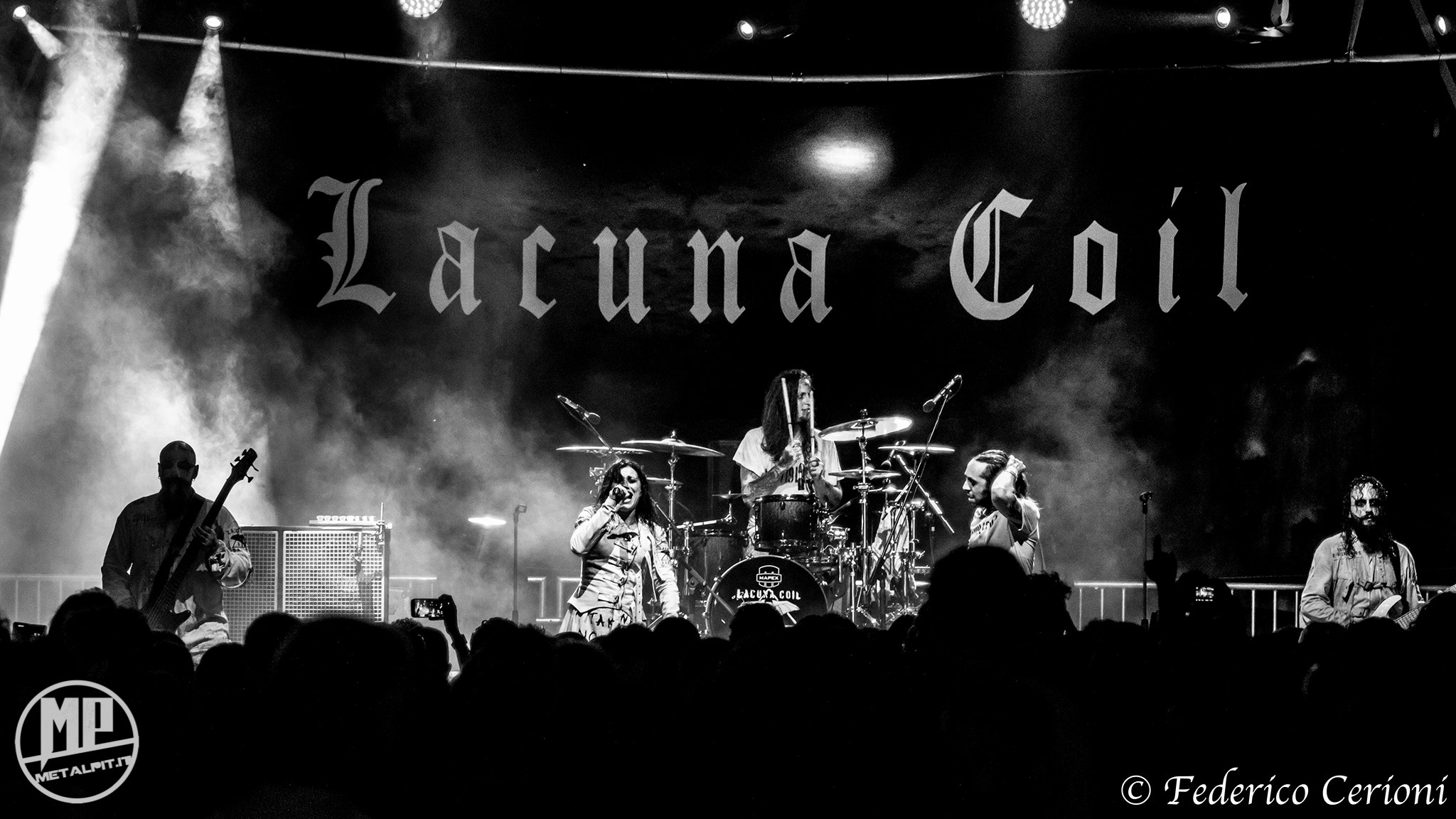 Canon EOS 760D (EOS Rebel T6s / EOS 8000D) sample photo. Lacuna coil photography