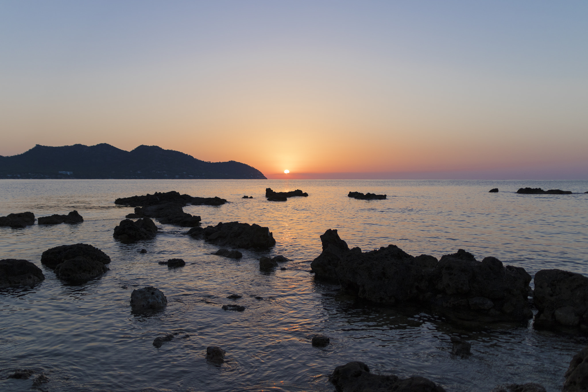 Canon EF 75-300mm F4.0-5.6 IS USM sample photo. Sunrise at cala bona majorca photography