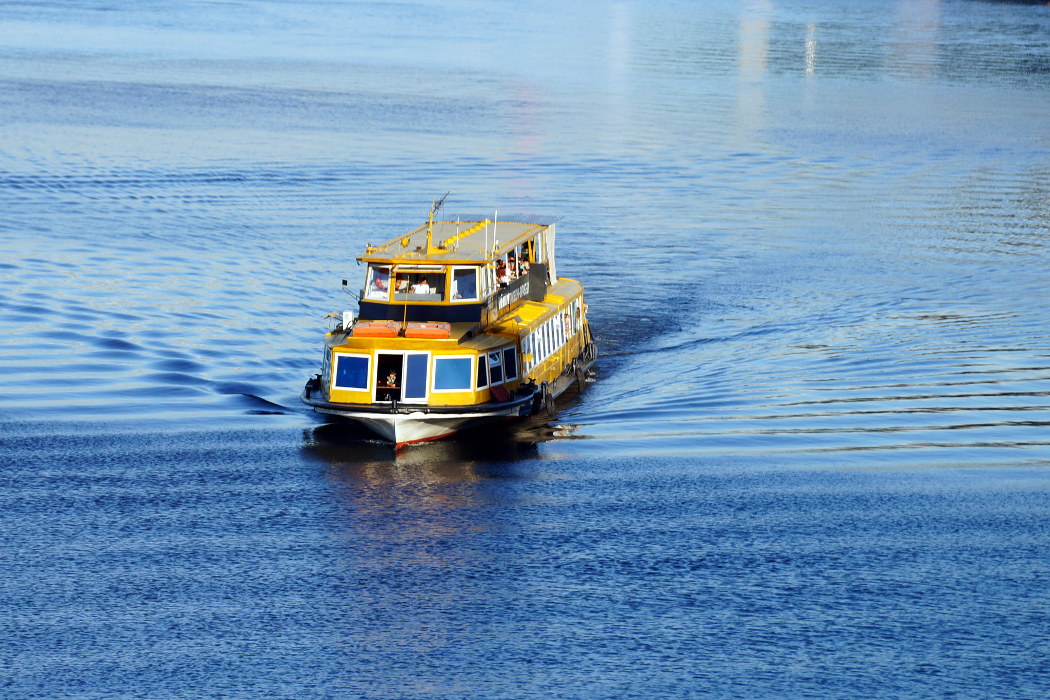 Tamron SP 70-300mm F4-5.6 Di USD sample photo. Boat photography