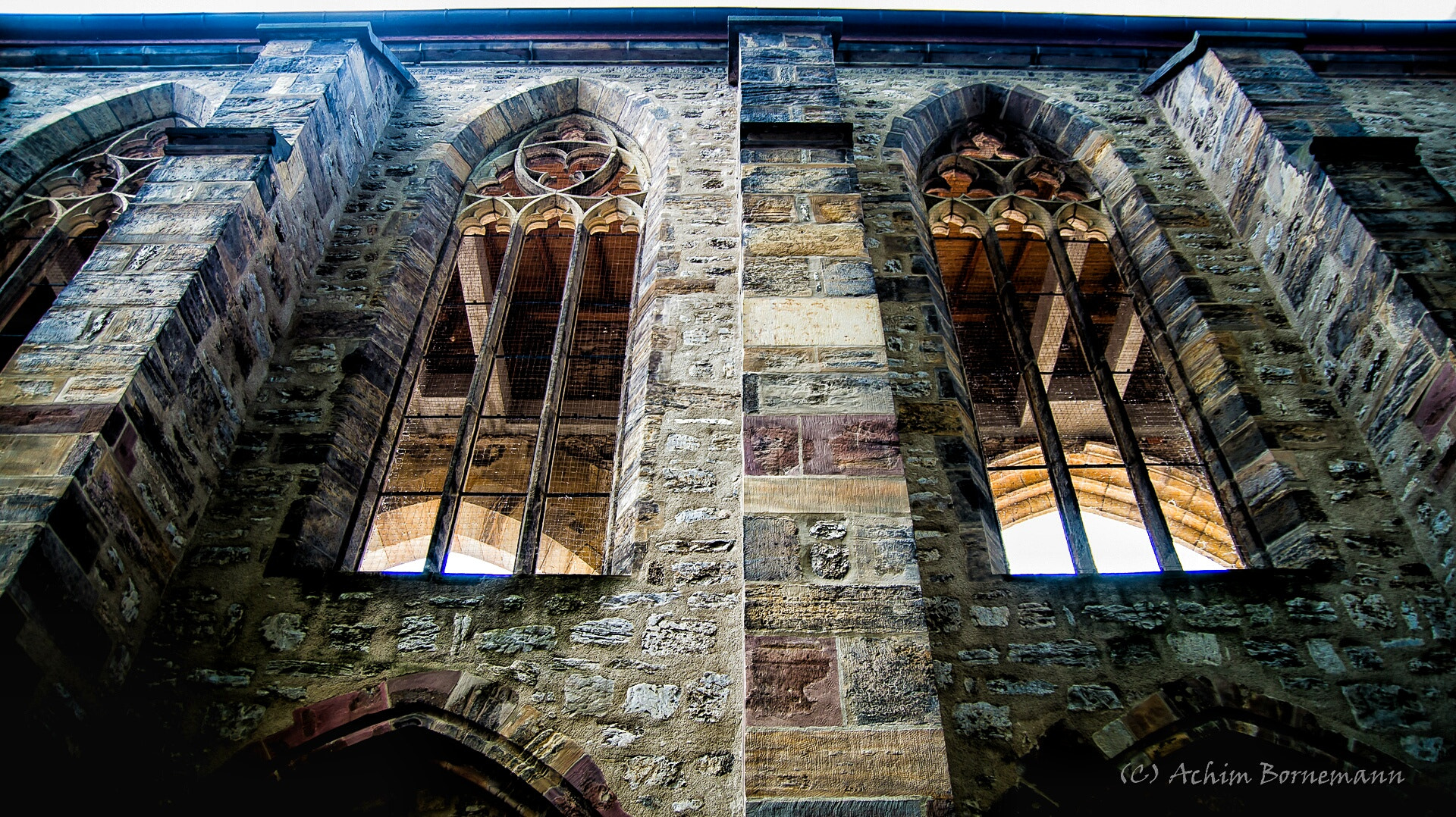Sony SLT-A58 sample photo. Windows photography