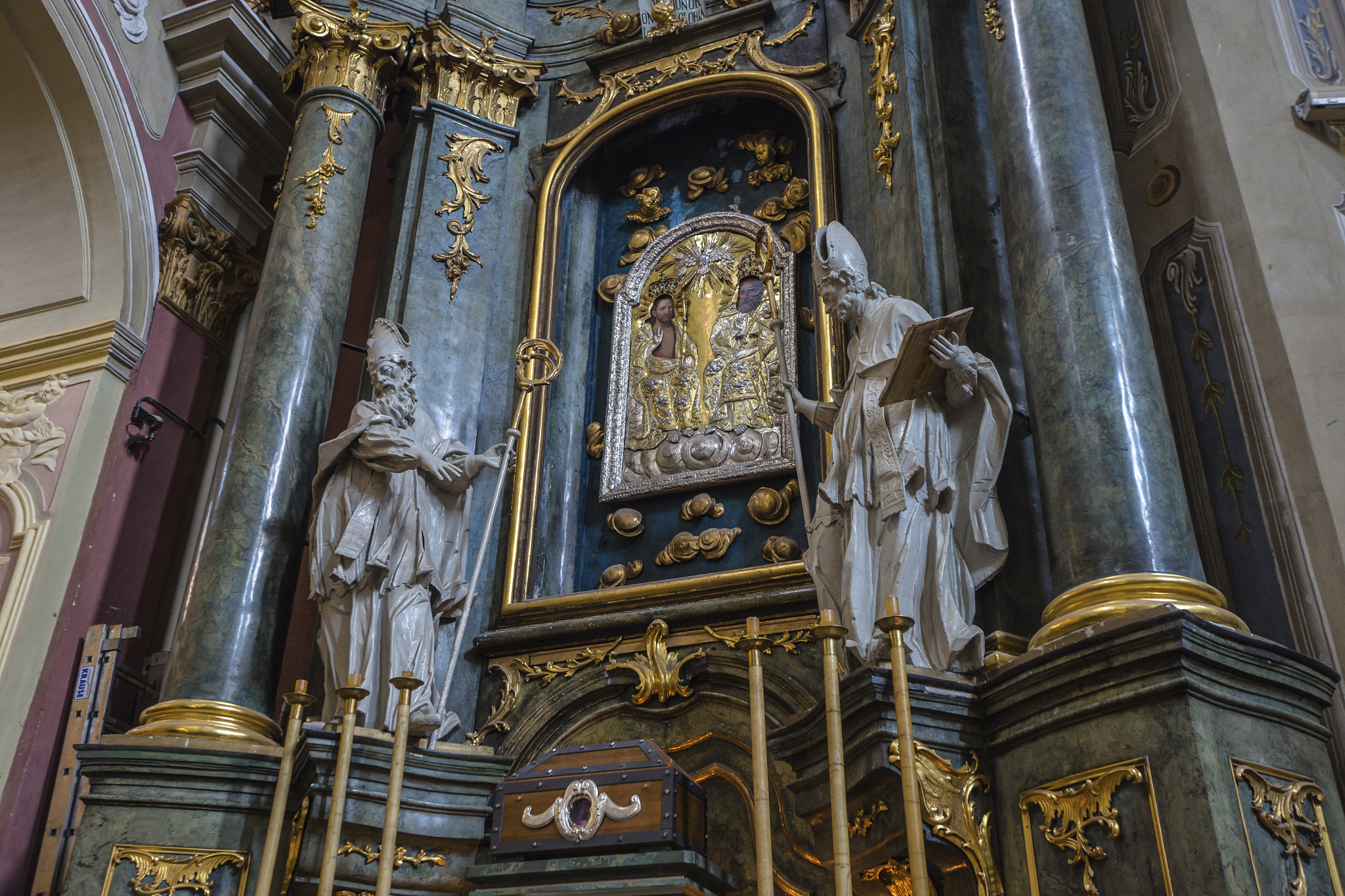 Sony a99 II + Sony Vario-Sonnar T* 16-35mm F2.8 ZA SSM sample photo. Latin cathedral, lviv photography