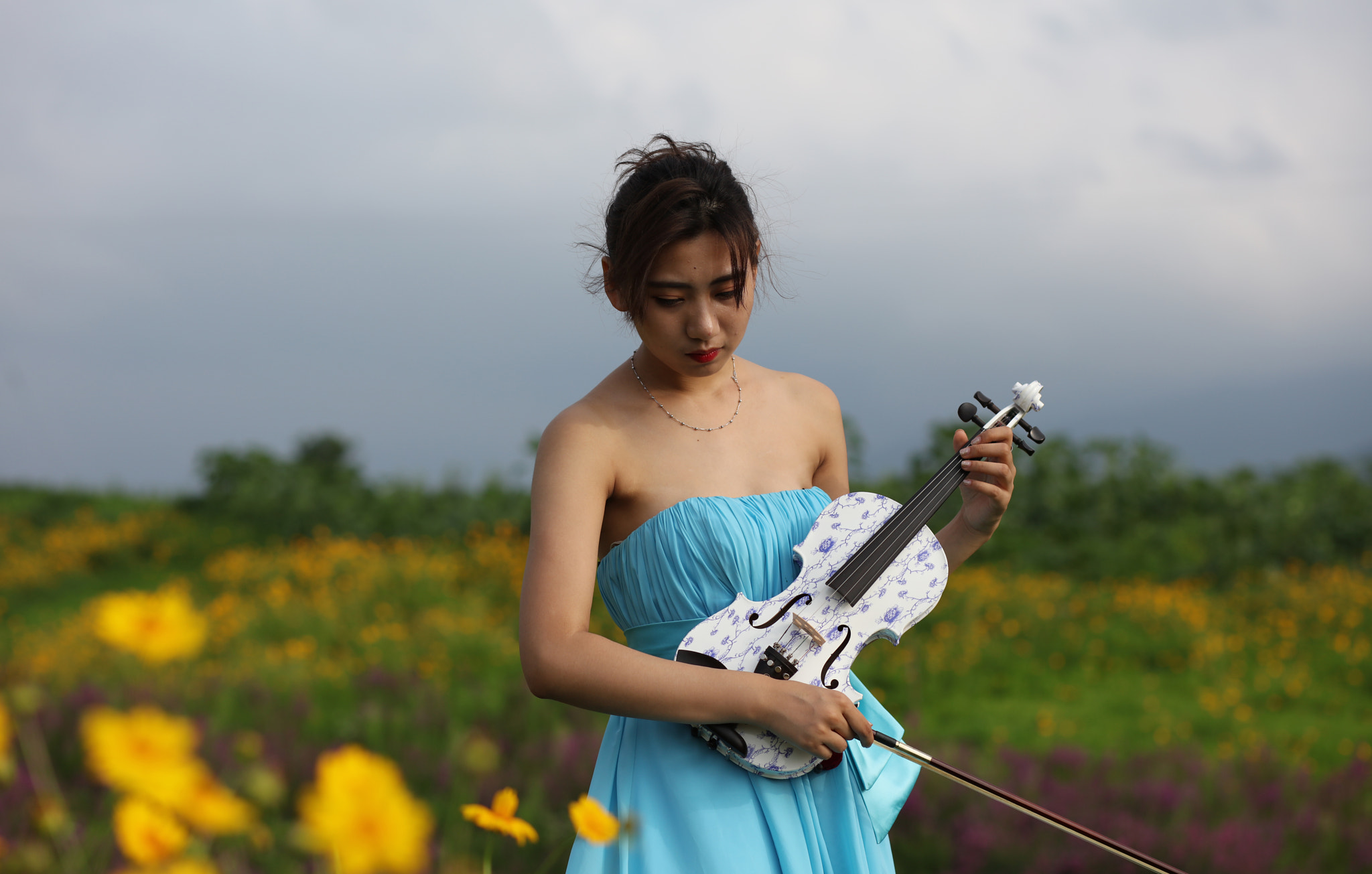 Canon EF 85mm F1.8 USM sample photo. Melancholy photography