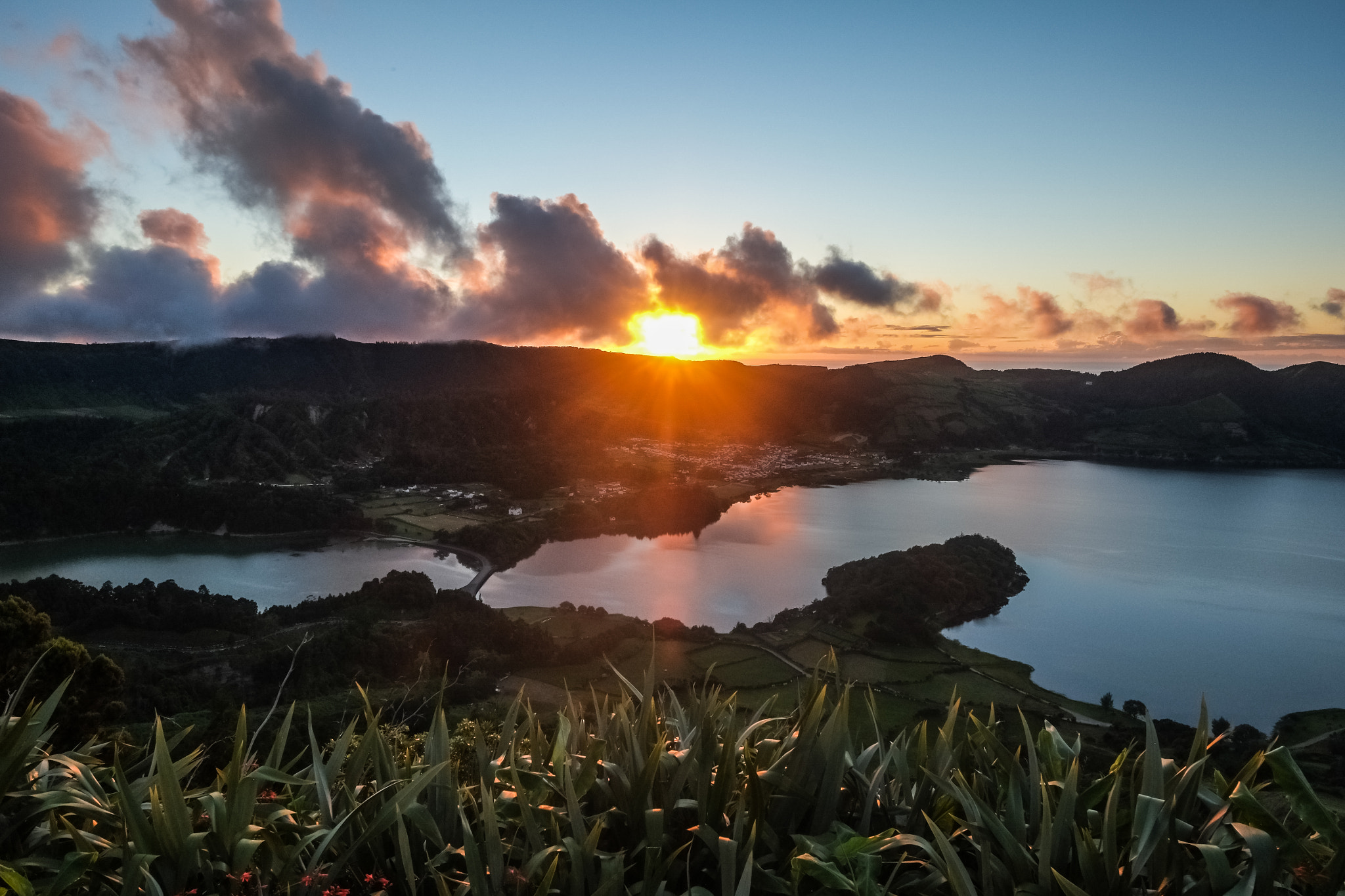 Fujifilm X-Pro1 + Fujifilm XF 14mm F2.8 R sample photo. Just another day in my island... photography