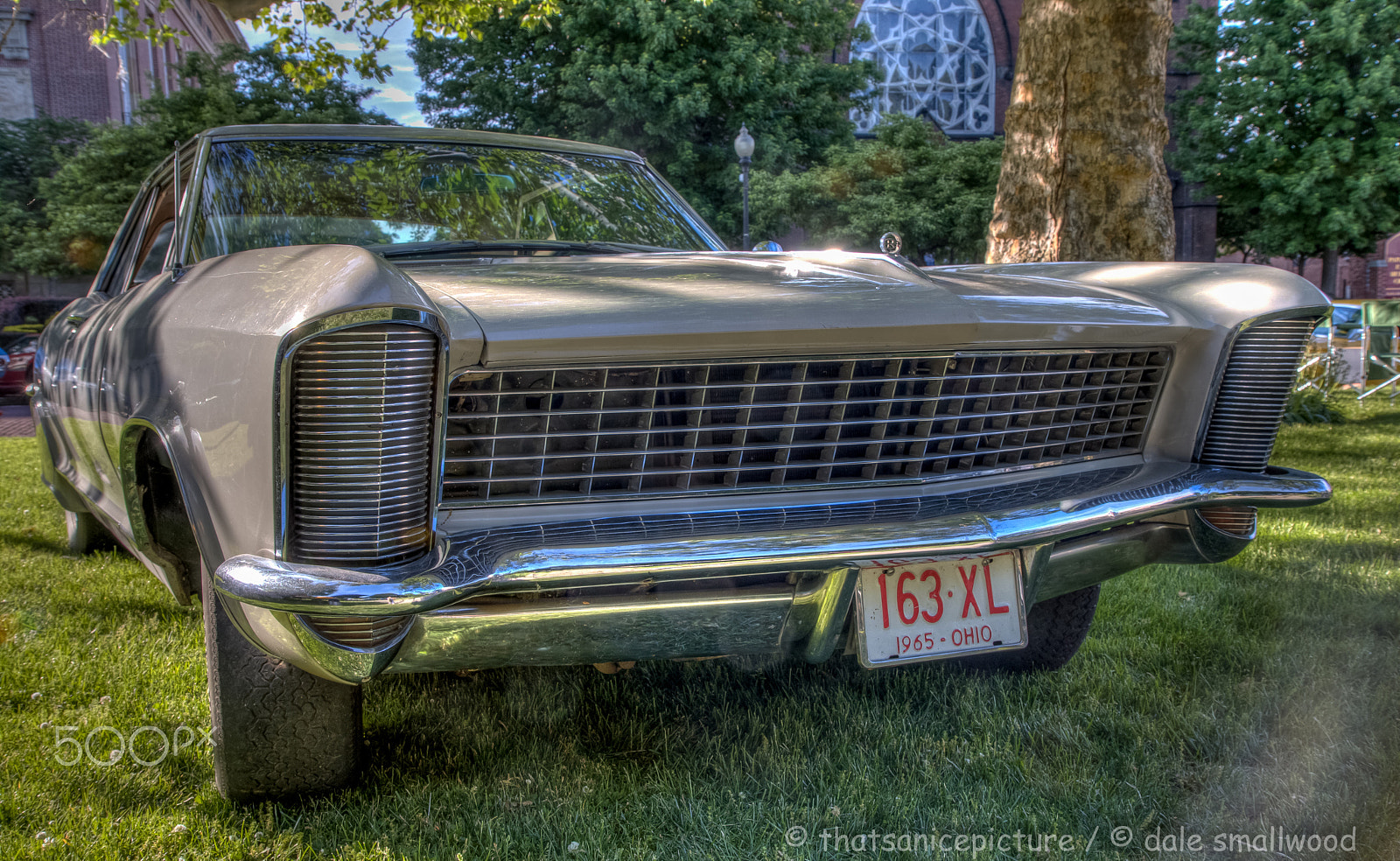 Canon EF-S 17-55mm F2.8 IS USM sample photo. 1965 buick riviera photography