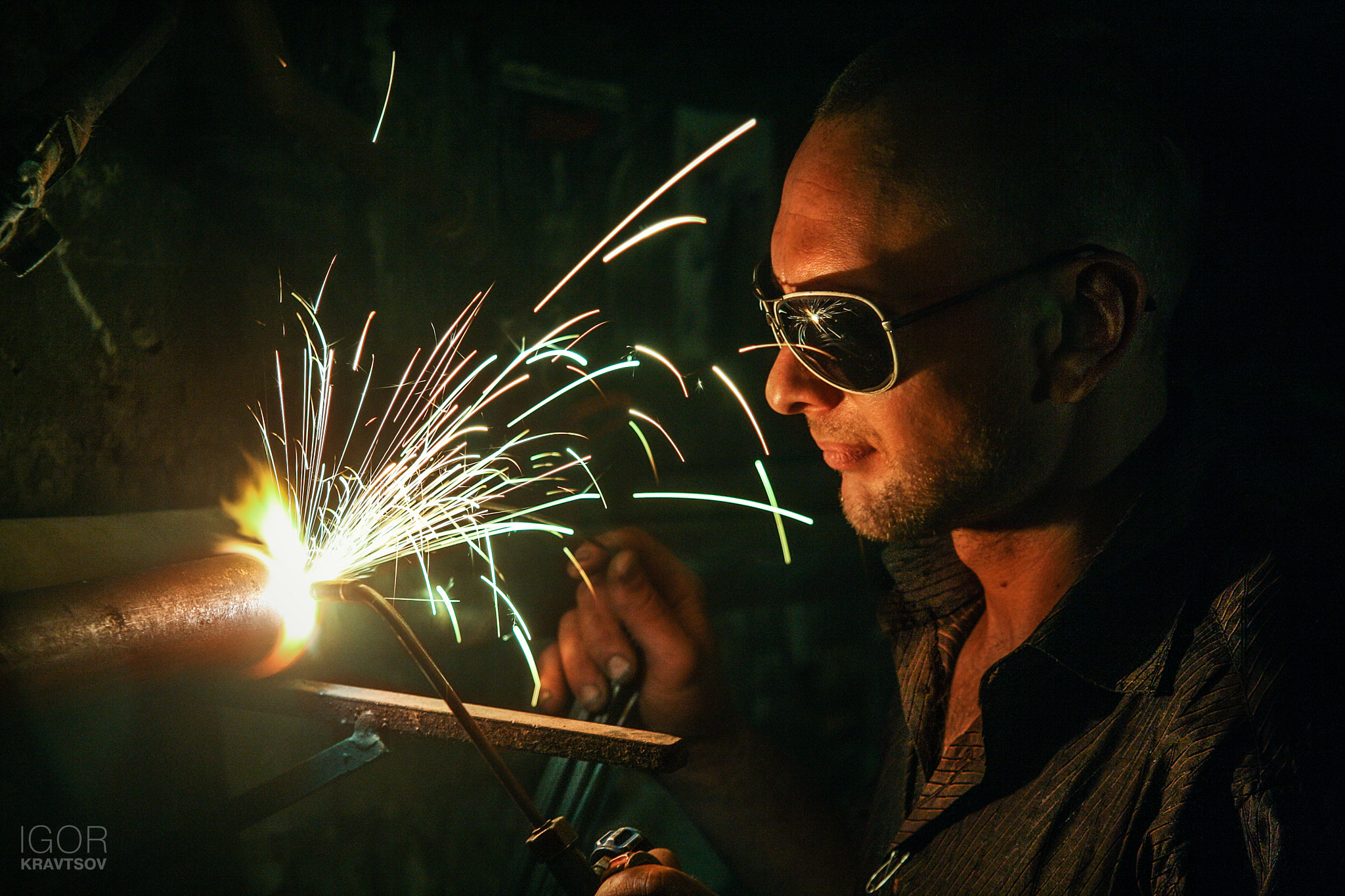 Canon EF 24-85mm F3.5-4.5 USM sample photo. Gas welding photography