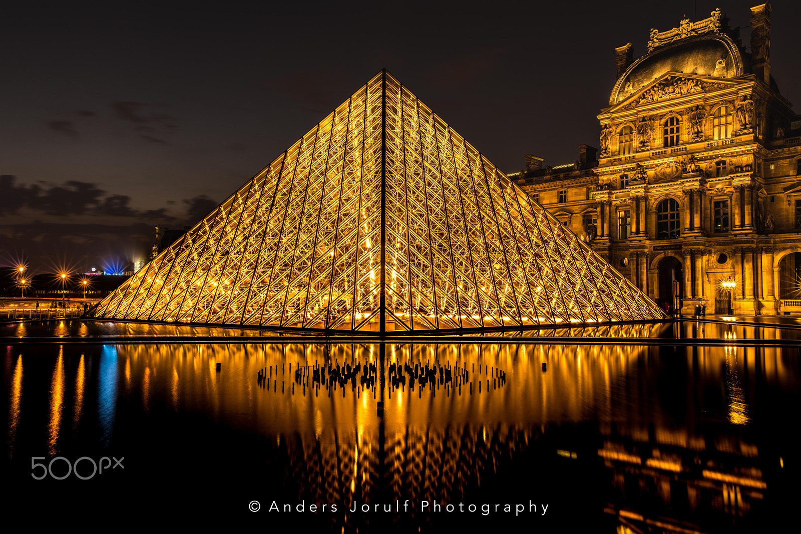 ZEISS Otus 28mm F1.4 sample photo. Louvren by night photography