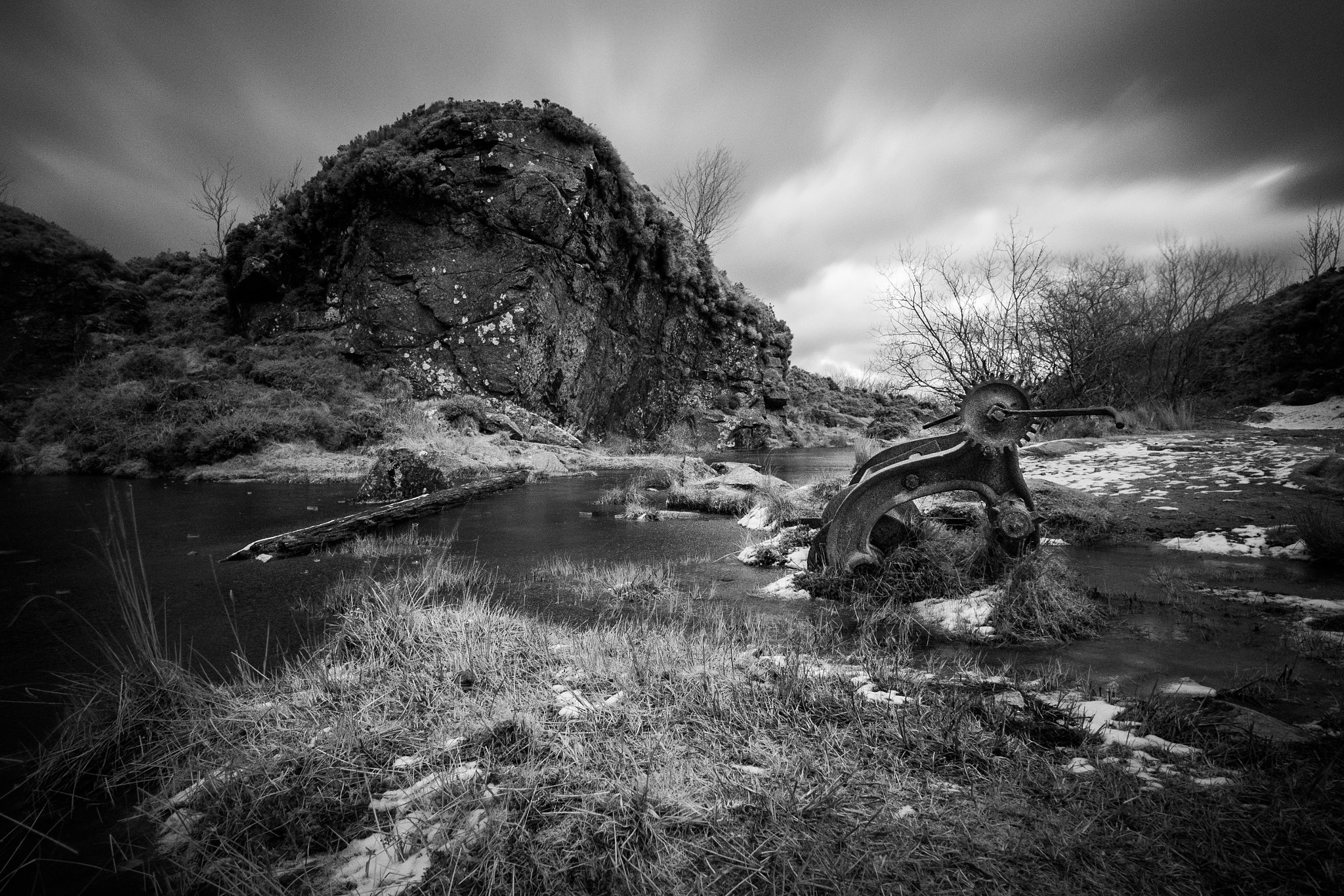 Fujifilm X-E1 + Fujifilm XF 14mm F2.8 R sample photo. Haytor quarry, winter photography