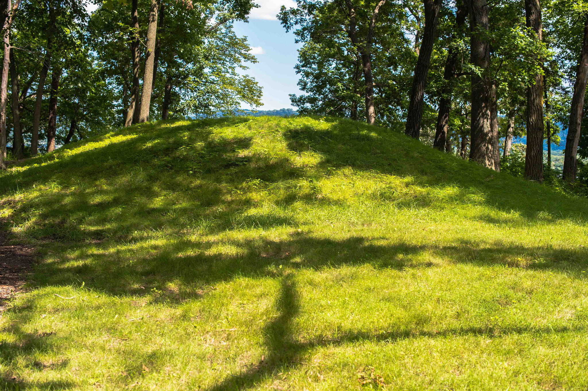 Nikon D4 + Nikon AF-S Nikkor 50mm F1.4G sample photo. Sacred burial ground photography