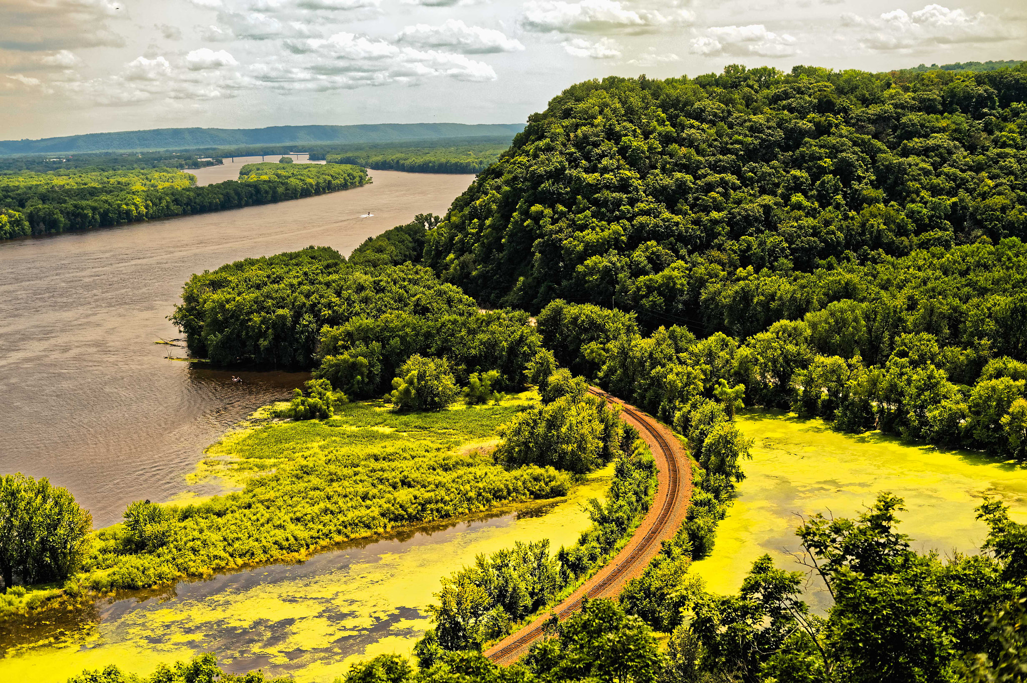 Nikon D4 + Nikon AF-S Nikkor 50mm F1.4G sample photo. View of wisconsin river and railroad track photography