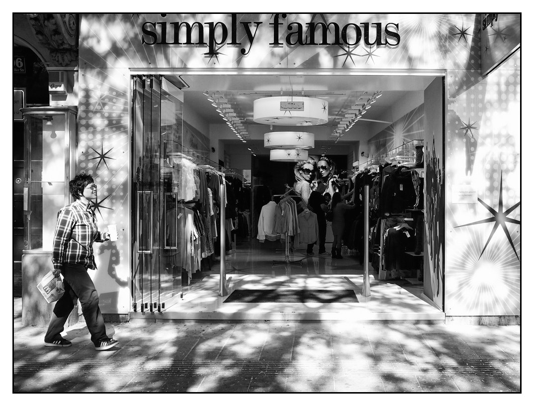 Olympus M.Zuiko Digital 17mm F2.8 Pancake sample photo. Simply famous photography