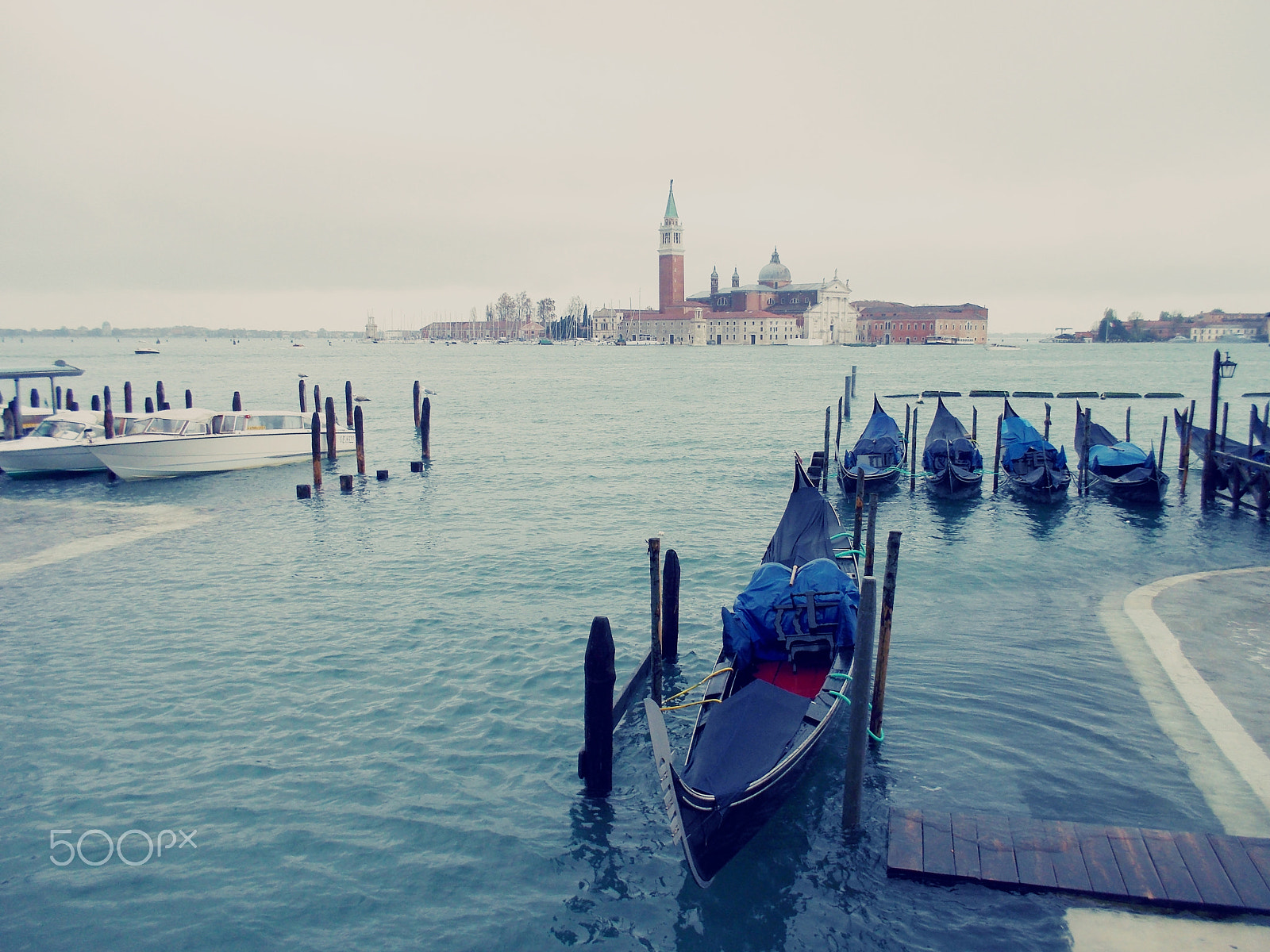 Nikon Coolpix S01 sample photo. Acqua alta in venice.. photography