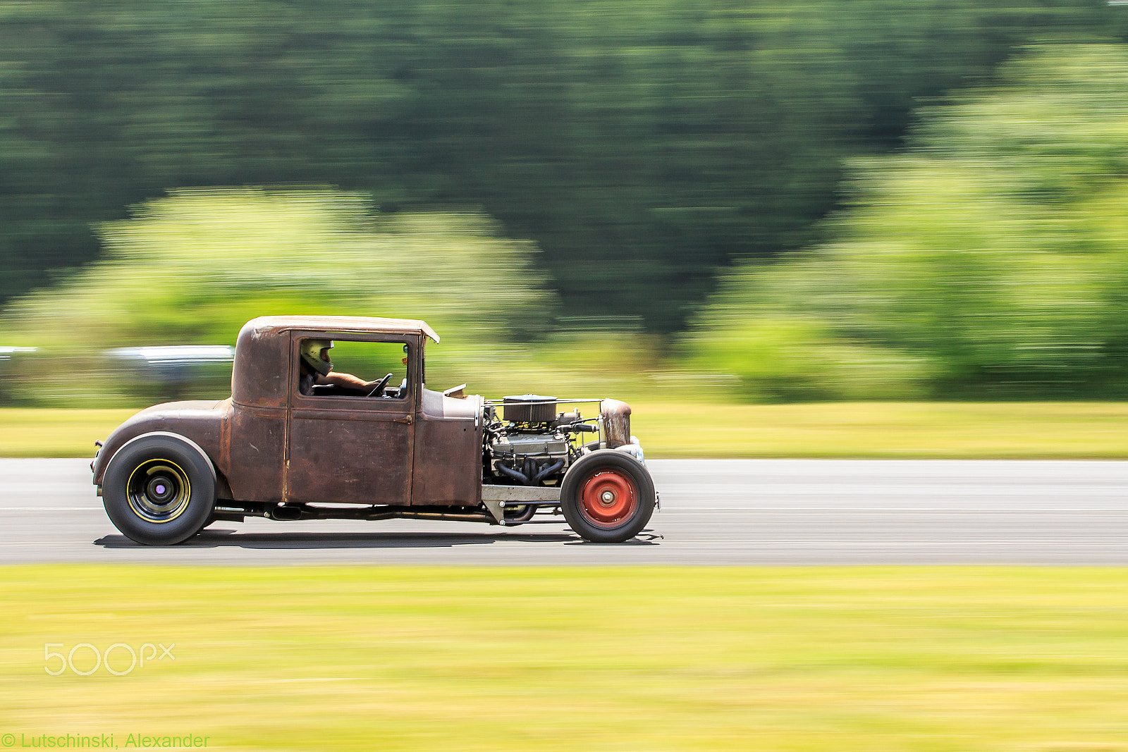 Canon EOS 650D (EOS Rebel T4i / EOS Kiss X6i) sample photo. Very fast hot rod photography