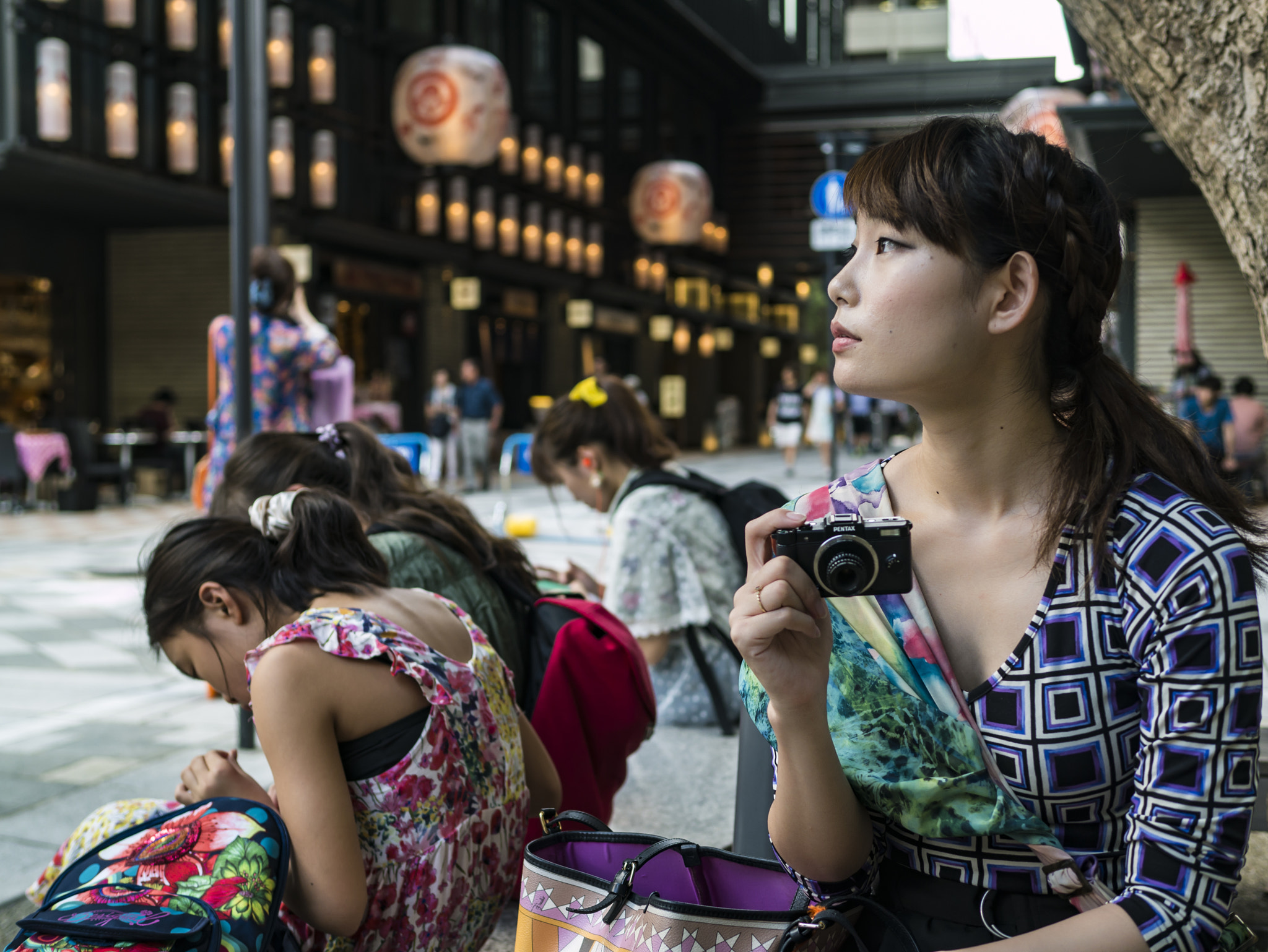 Panasonic Lumix DMC-GX7 + Panasonic Leica DG Summilux 25mm F1.4 II ASPH sample photo. Tokyo portrait photography