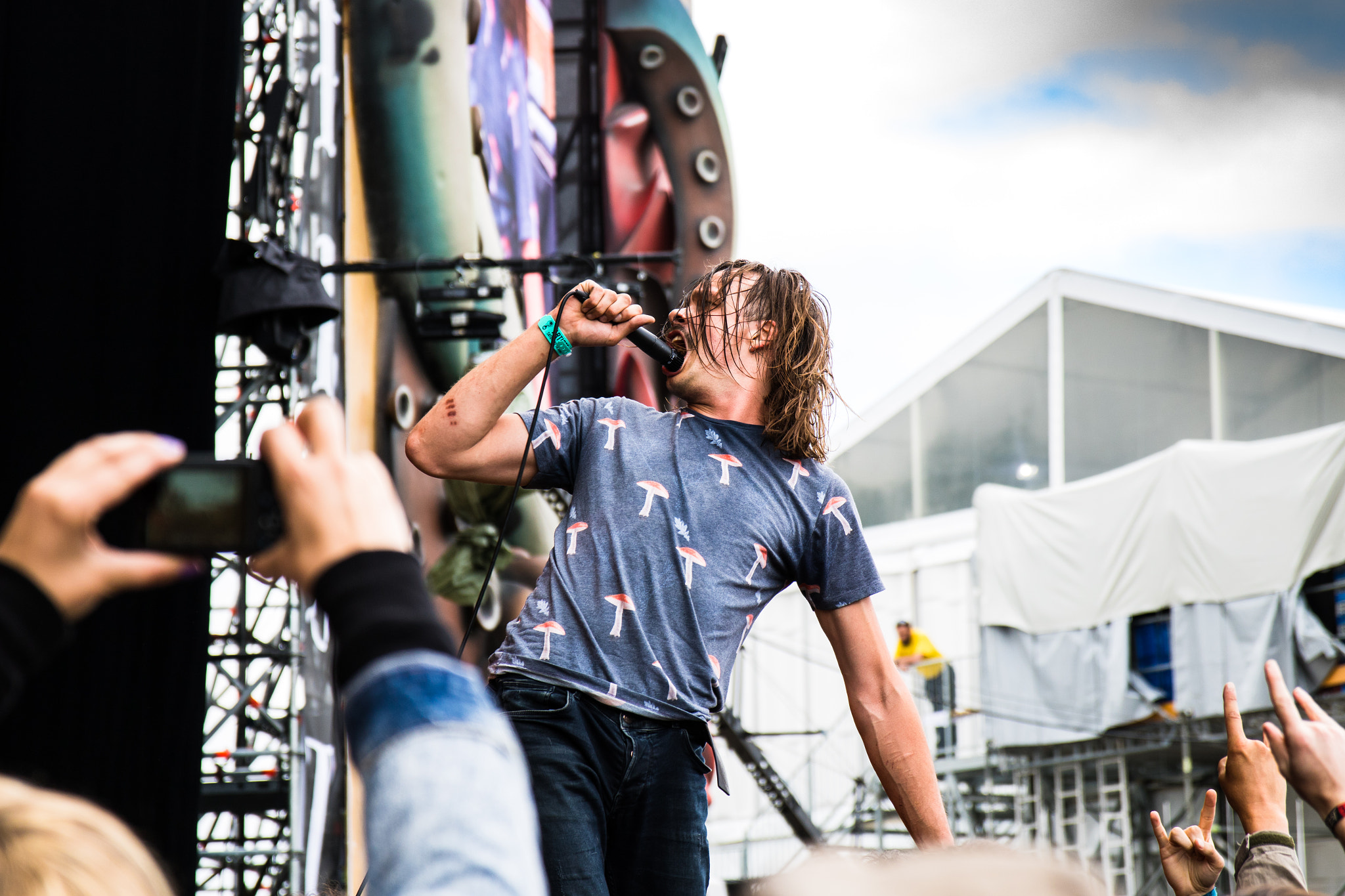 Sigma 17-70mm F2.8-4 DC Macro OS HSM sample photo. Steak number eight, hellfest 2016 photography