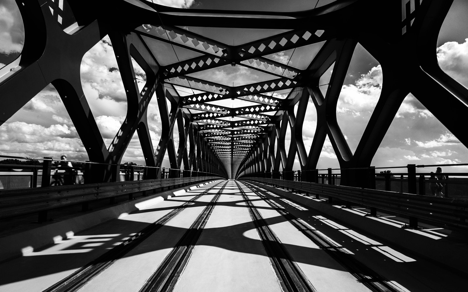 Elmarit-M 1:2.8/21 sample photo. Xbridge photography