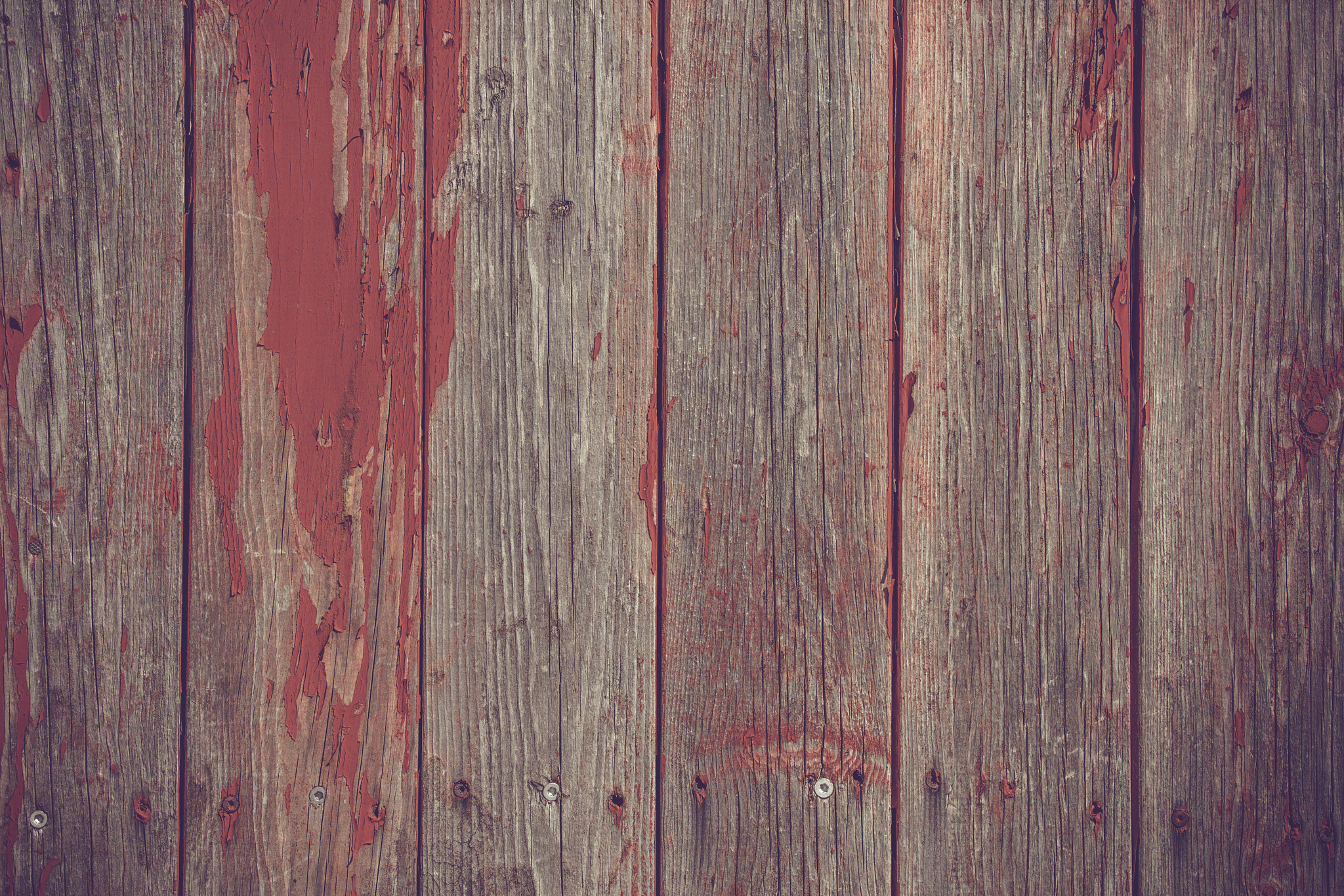 Sony 70-400mm F4-5.6 G SSM II sample photo. Wooden planks background with red paint photography
