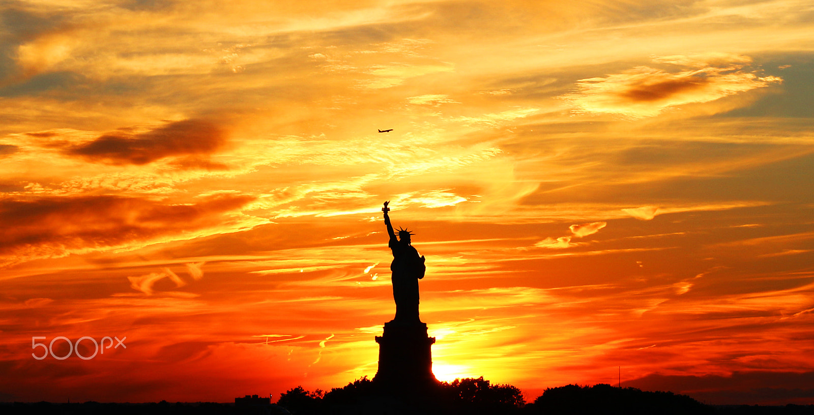 Canon EOS 70D + Canon EF 50mm F1.8 II sample photo. Lady liberty photography