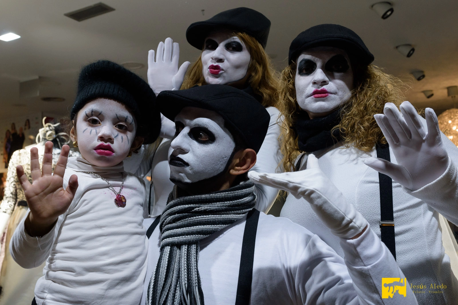 Nikon Df + Sigma 35mm F1.4 DG HSM Art sample photo. "black eyes" photography