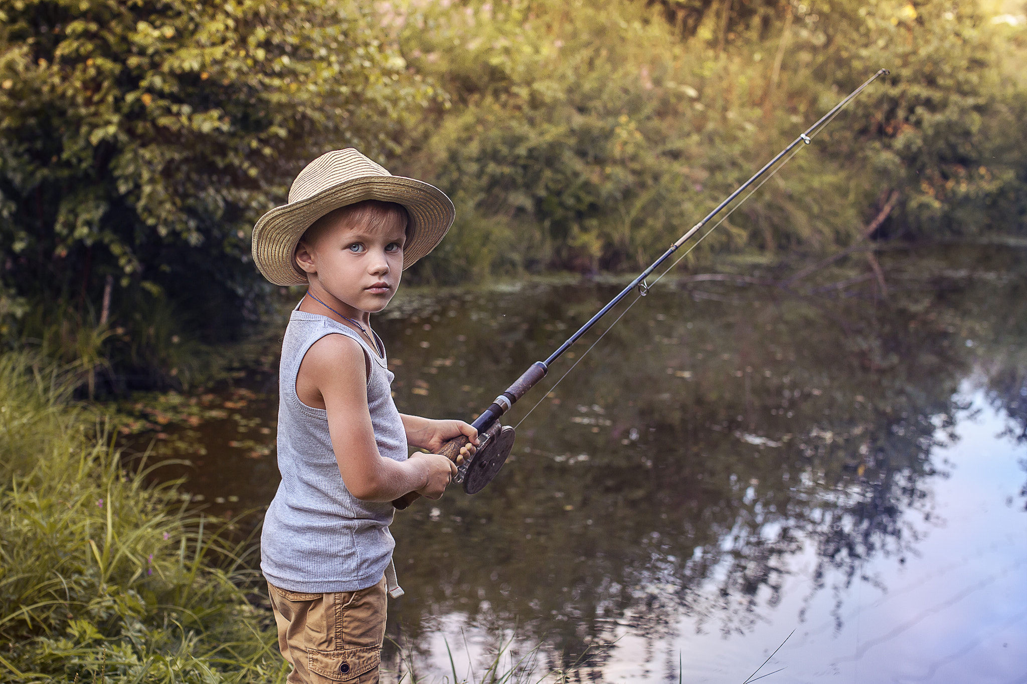Canon EOS 50D + Sigma 35mm F1.4 DG HSM Art sample photo. Fisherman photography