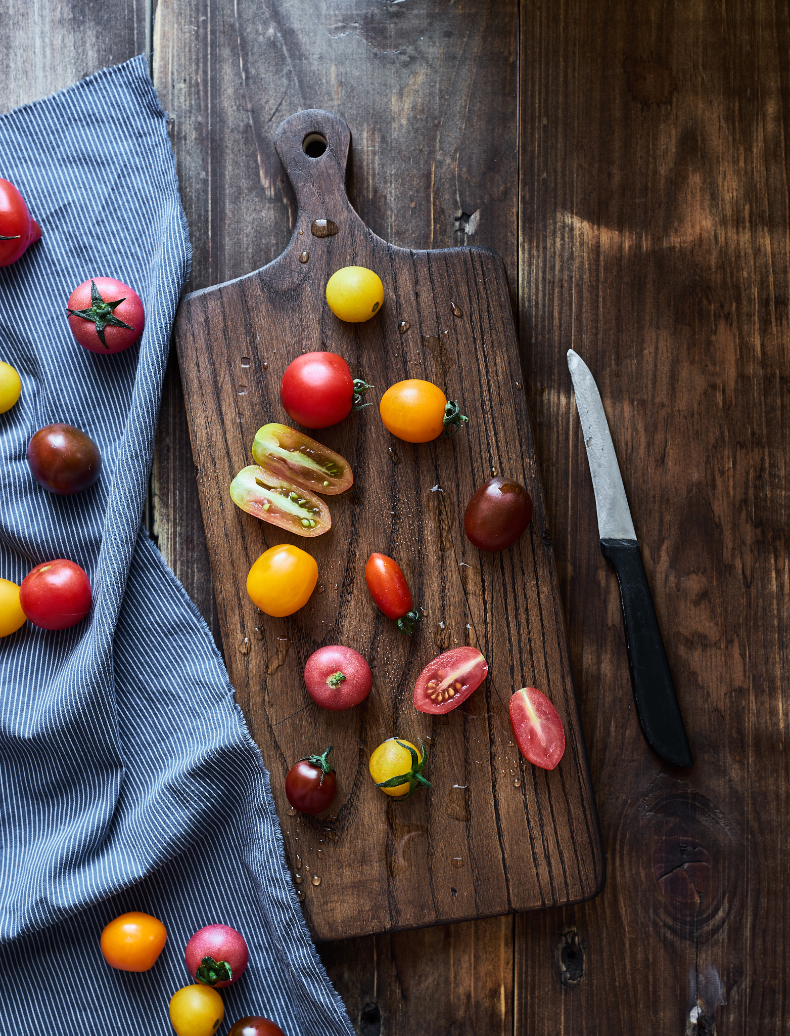 Sony a7 + E 50mm F2 sample photo. Tomatoes  photography