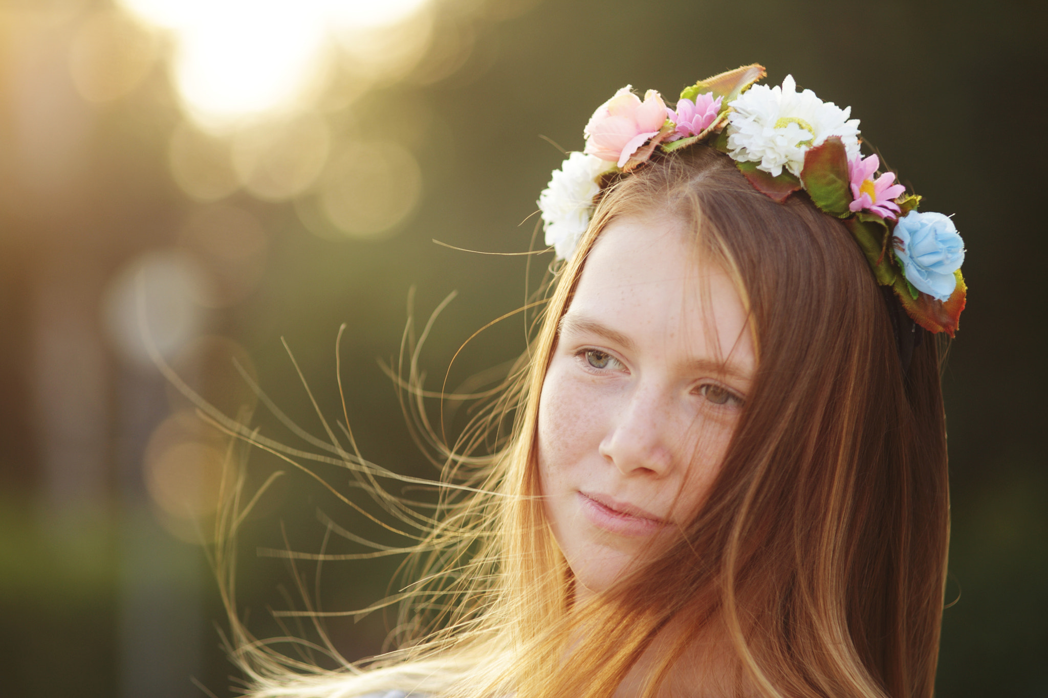 Canon EOS 6D + Canon EF 135mm F2.8 SF sample photo. Cute girl on sunset photography