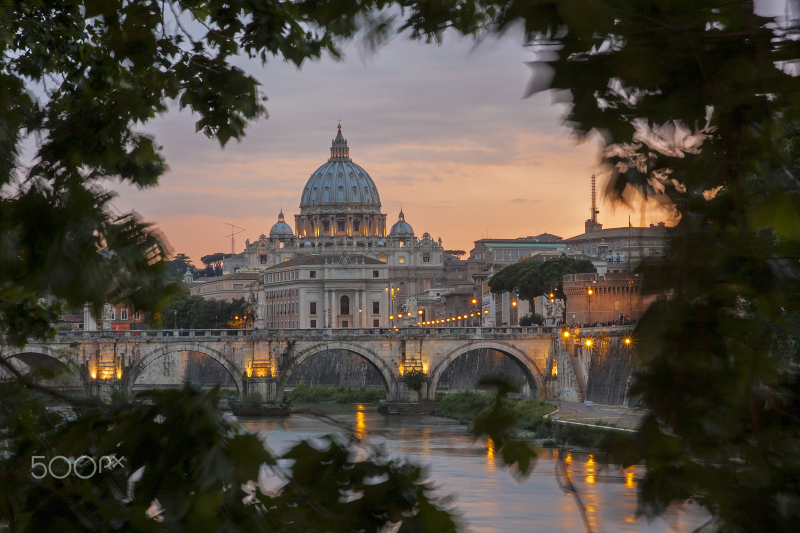 Sigma 17-70mm F2.8-4 DC Macro OS HSM sample photo. Saint peter's basilica photography