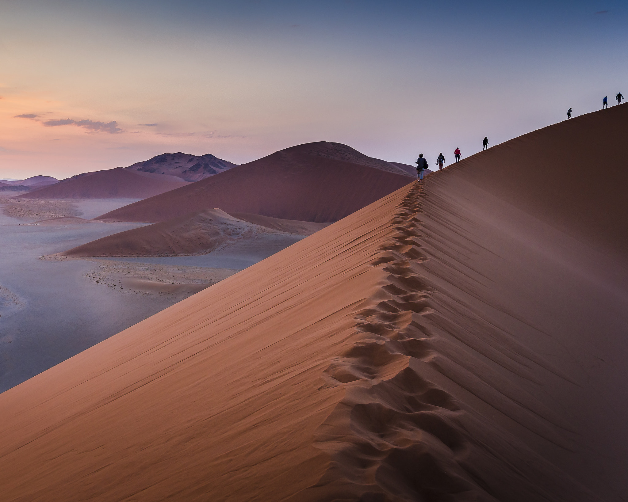 Nikon D600 + Sigma 24-105mm F4 DG OS HSM Art sample photo. Early risers photography