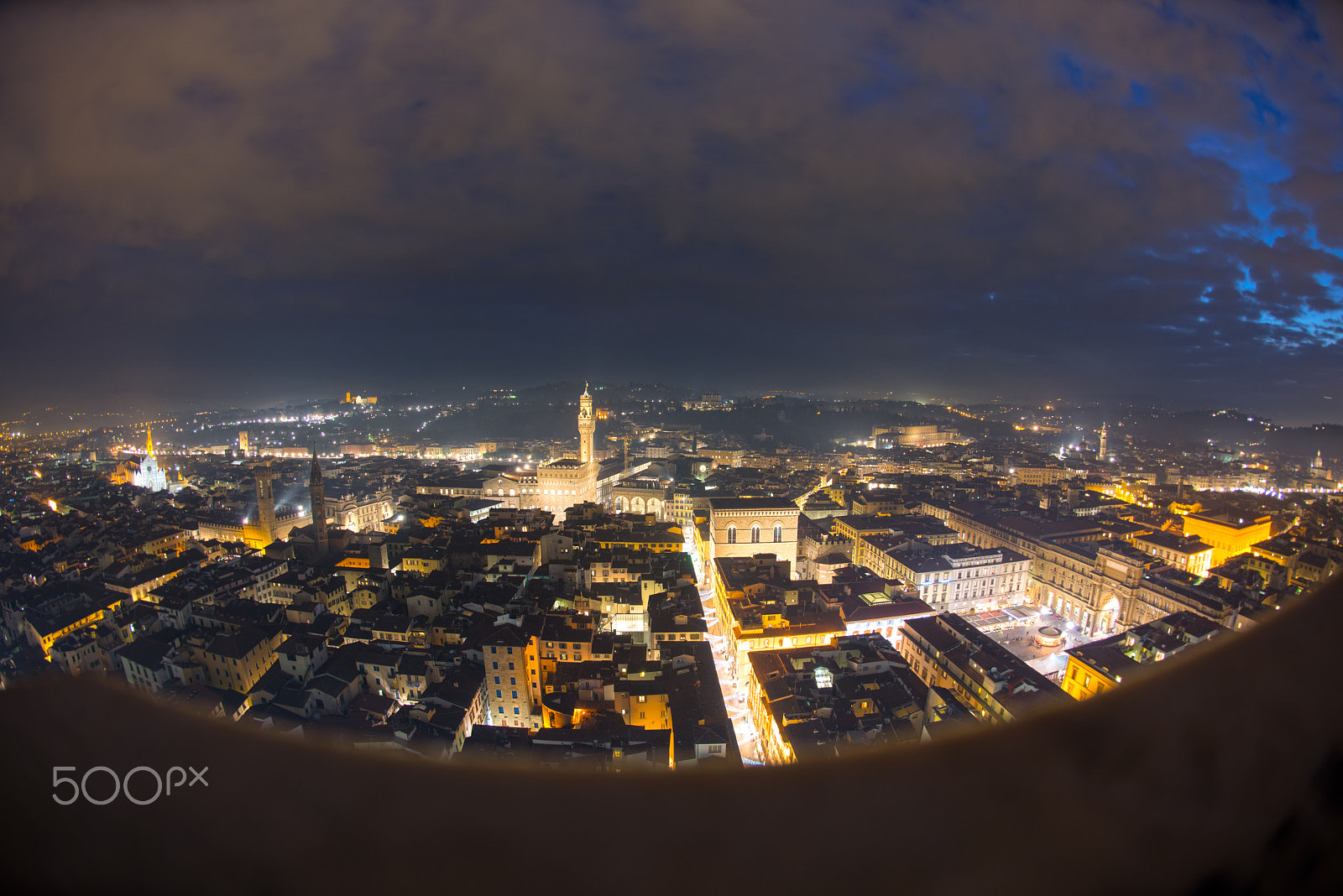 Nikon D800 + Nikon AF Fisheye-Nikkor 16mm F2.8D sample photo. Florence city by night photography