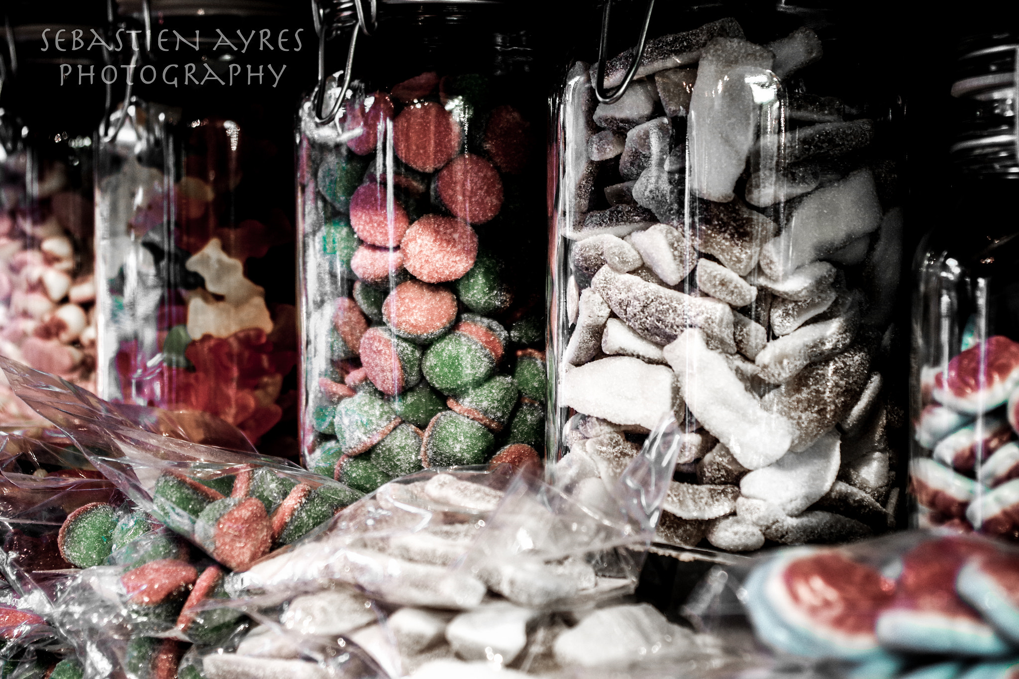 Pentax K-S2 sample photo. Gummies photography