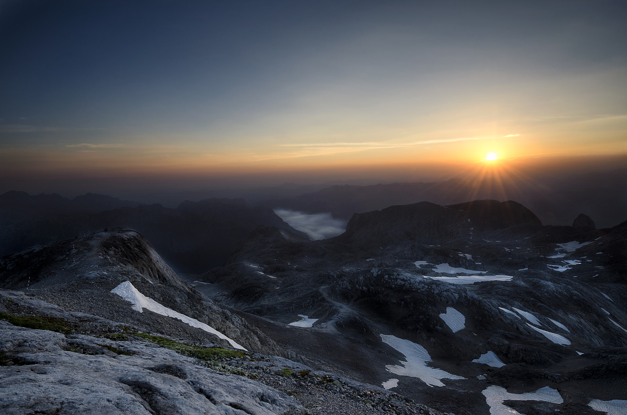 Nikon AF-S Nikkor 14-24mm F2.8G ED sample photo. Hochkönig sunrise photography