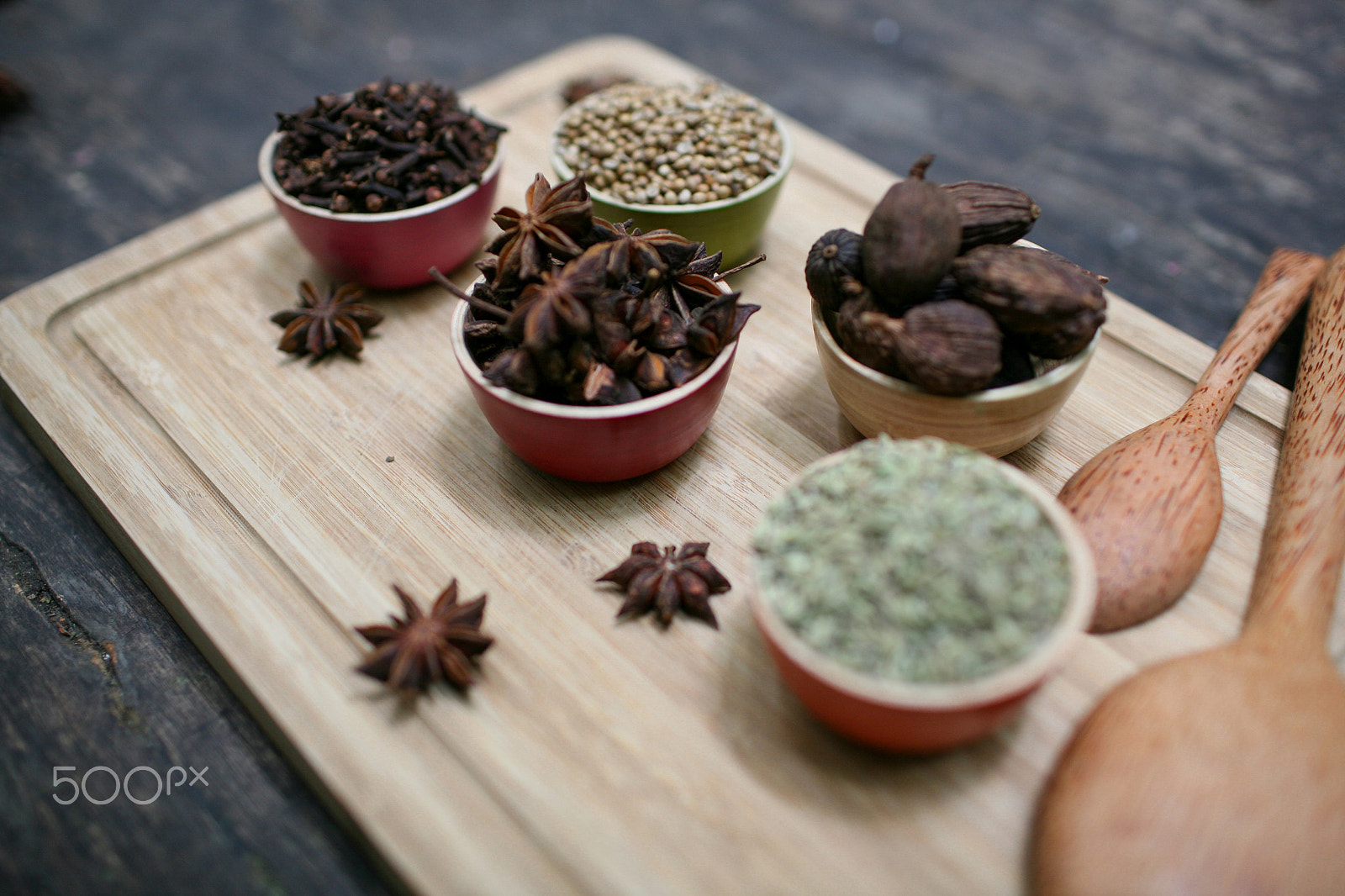 Canon EOS 5D + Canon EF 35mm F1.4L USM sample photo. Spices photography