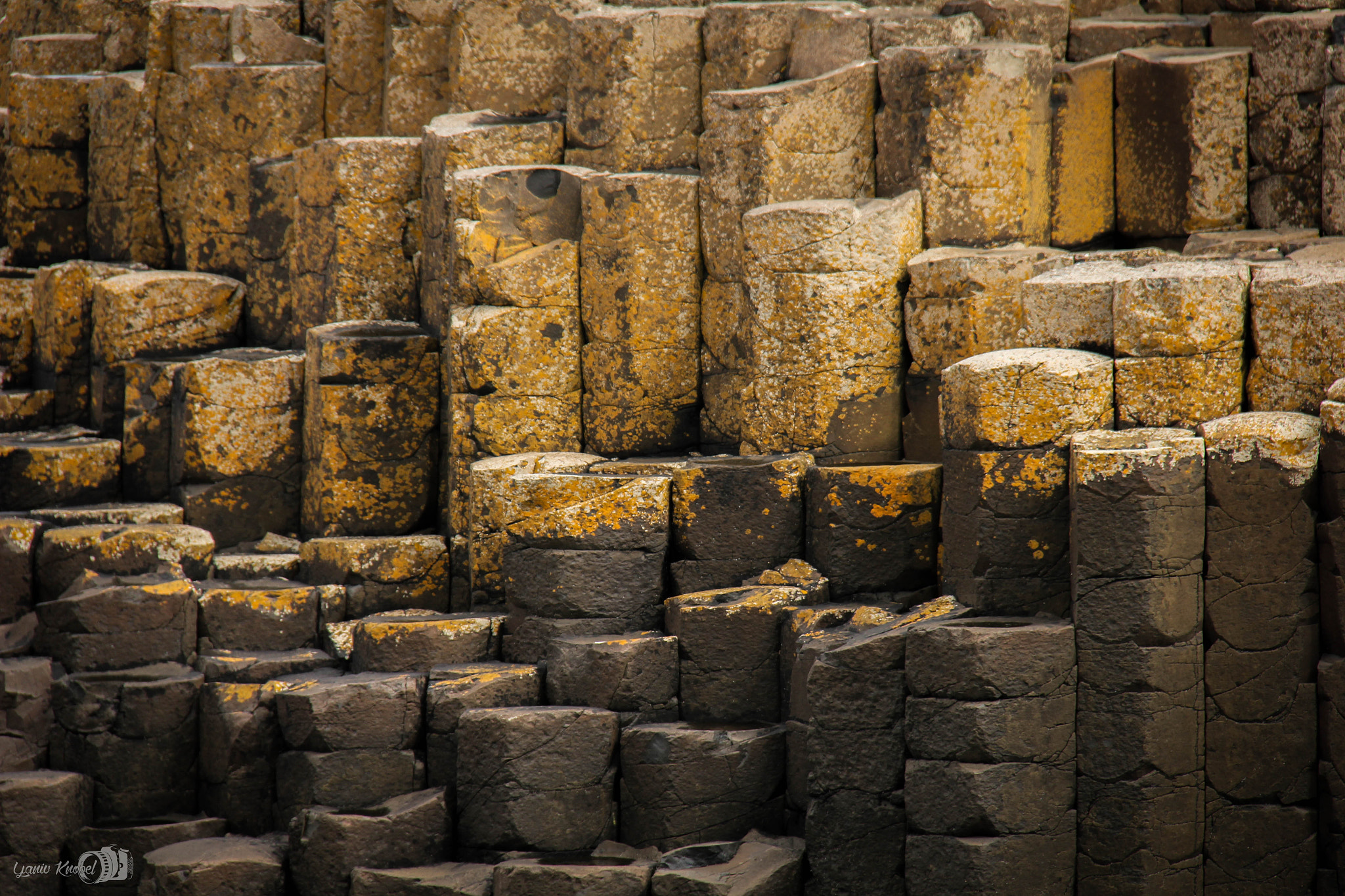 Canon EOS 550D (EOS Rebel T2i / EOS Kiss X4) sample photo. Rock pattern photography