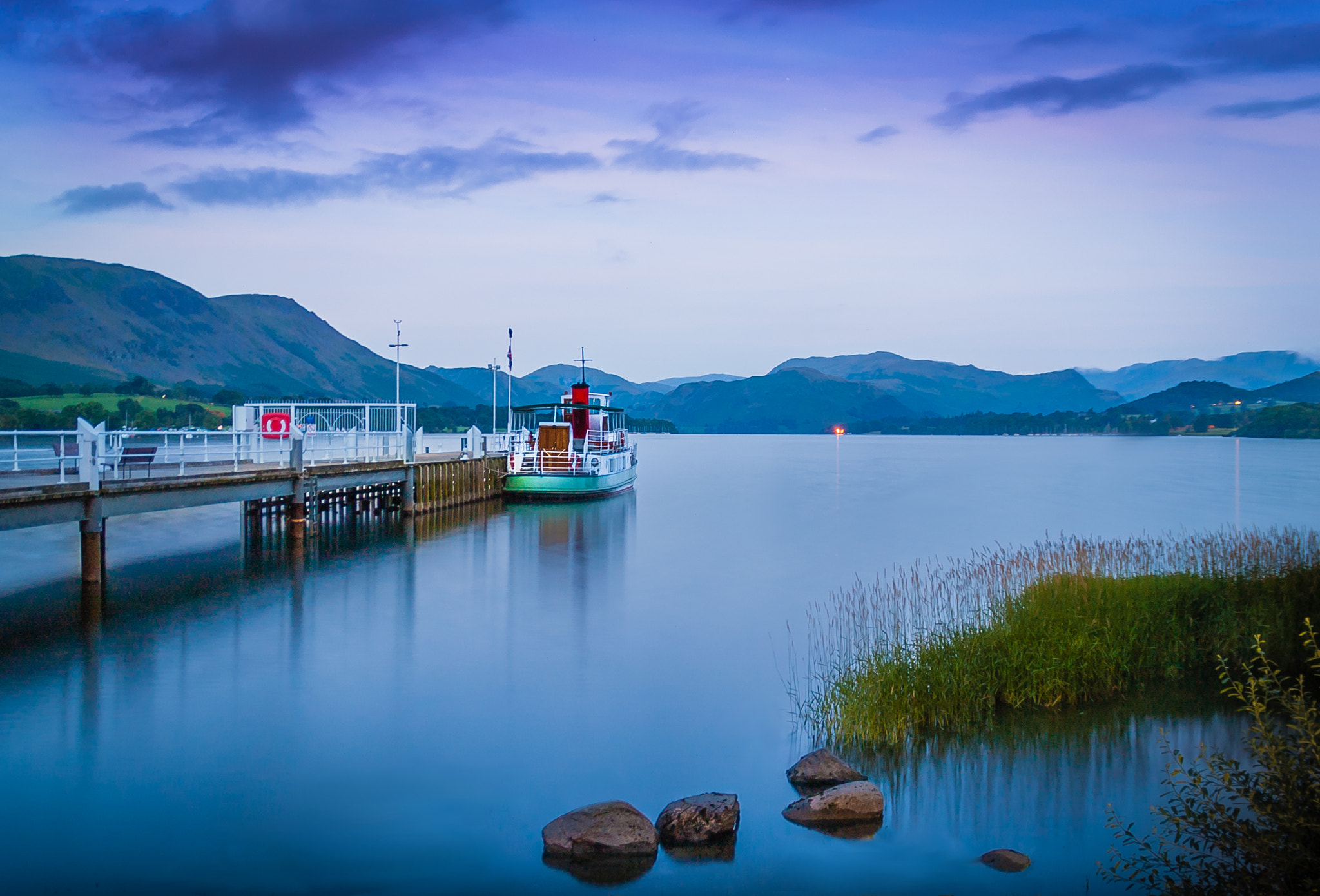 Pentax K100D Super + Tamron AF 18-200mm F3.5-6.3 XR Di II LD Aspherical (IF) Macro sample photo. Ullswater steamer photography