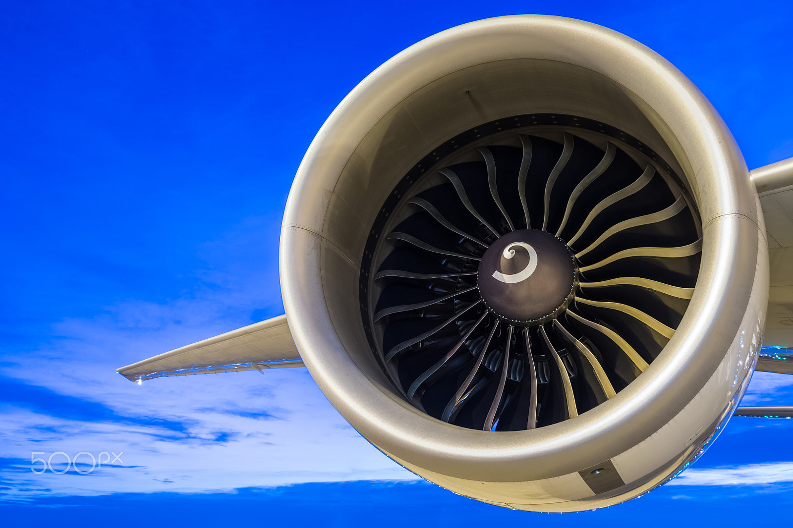 Nikon AF-S Nikkor 14-24mm F2.8G ED sample photo. Aircraft engine at twilight photography