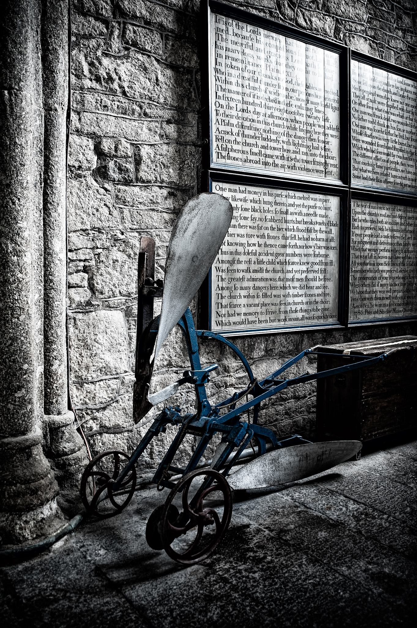 AF Zoom-Nikkor 28-105mm f/3.5-4.5D IF sample photo. Plough in church photography