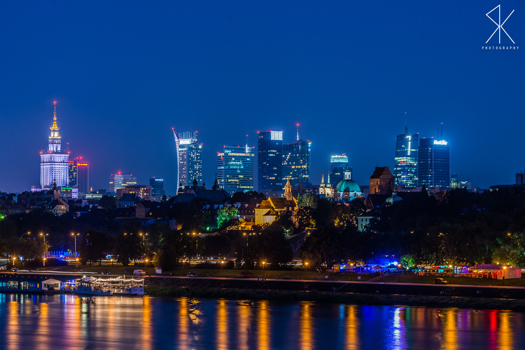 Sigma 70-200mm F2.8 EX DG OS HSM sample photo. View of warsaw photography