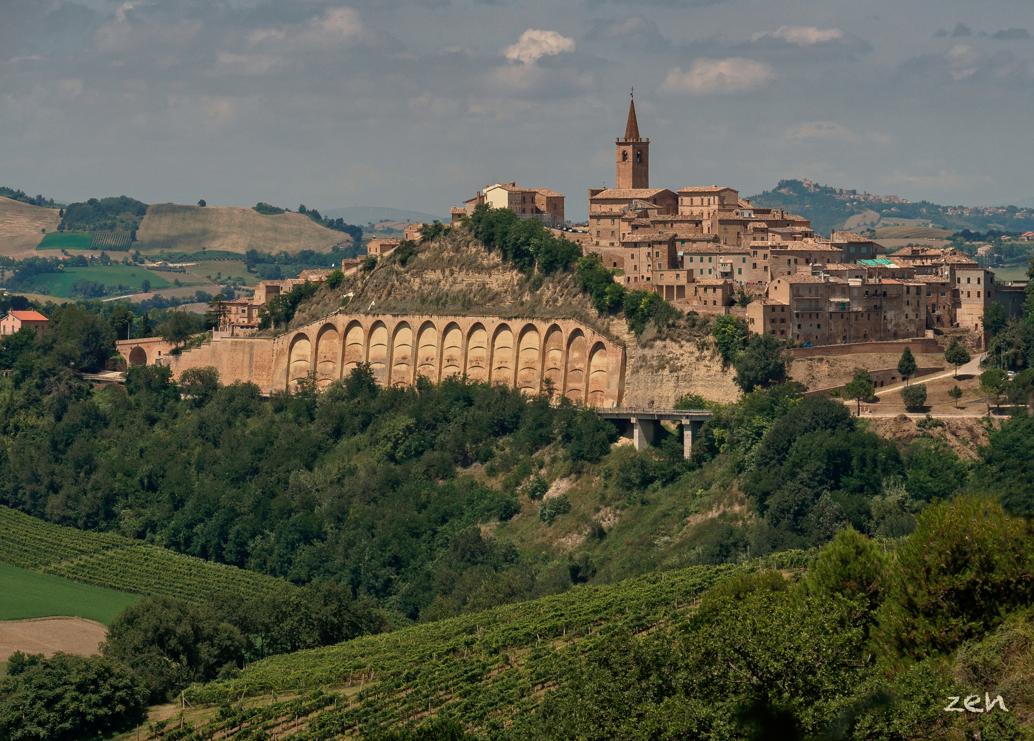 Panasonic Lumix G X Vario 35-100mm F2.8 OIS sample photo. Castignano photography
