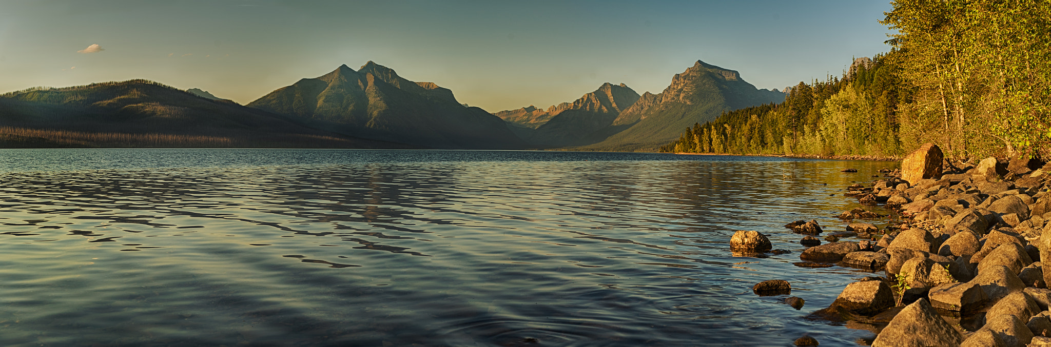 Sony a7S + Minolta AF 28-70mm F2.8 G sample photo. Lake mac panorama photography