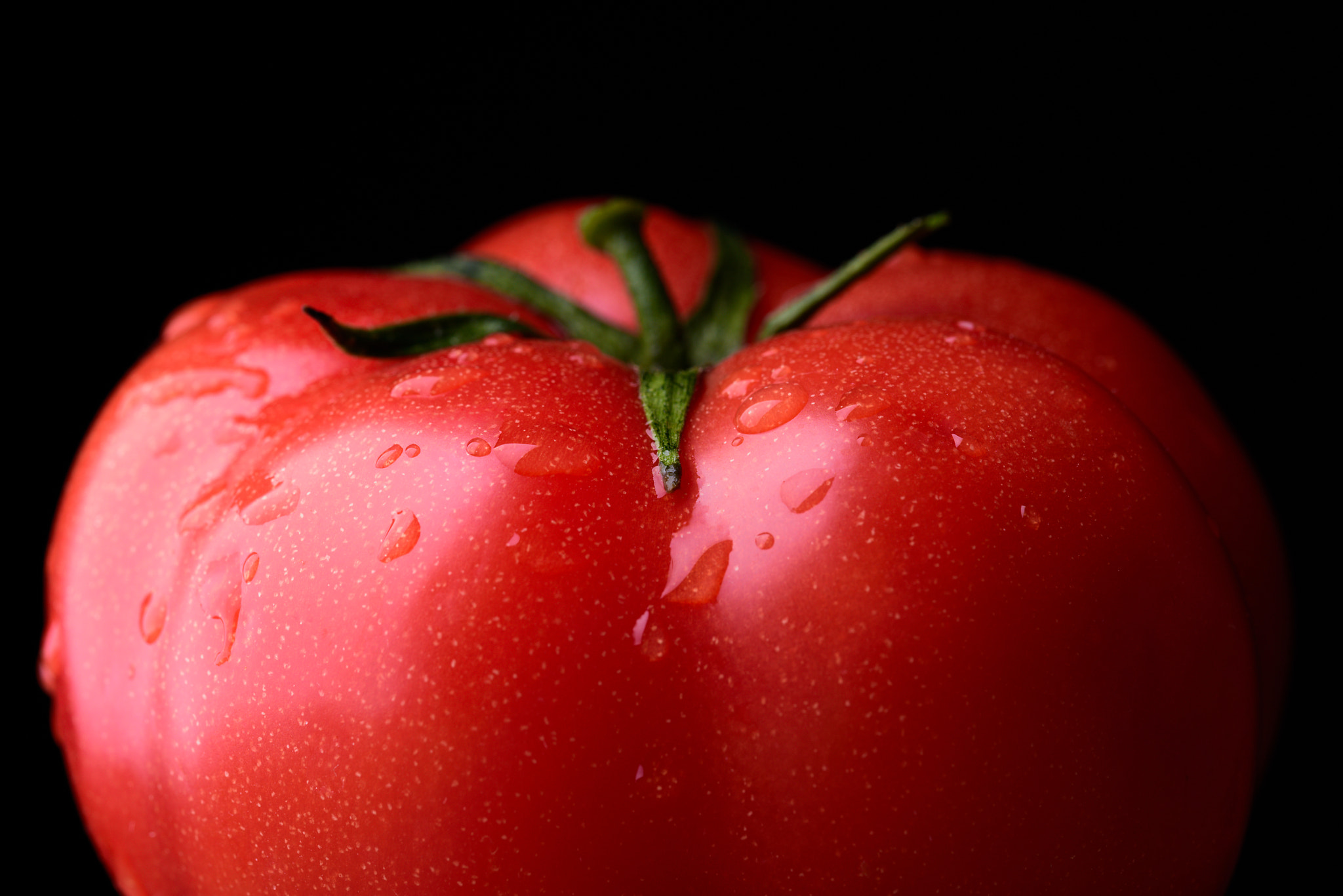 Nikon D810 + Tamron SP 90mm F2.8 Di VC USD 1:1 Macro (F004) sample photo. Tomatoes on a black background photography