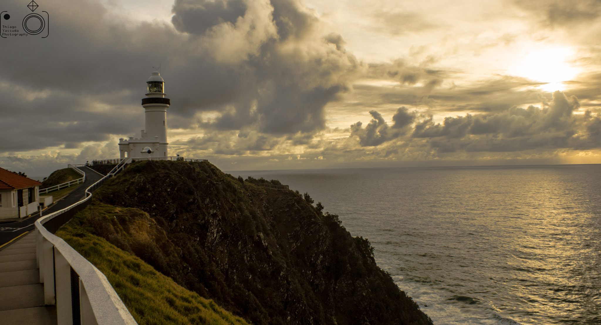 Sony SLT-A65 (SLT-A65V) + Sony 28mm F2.8 sample photo. Byron bay lighthouse photography